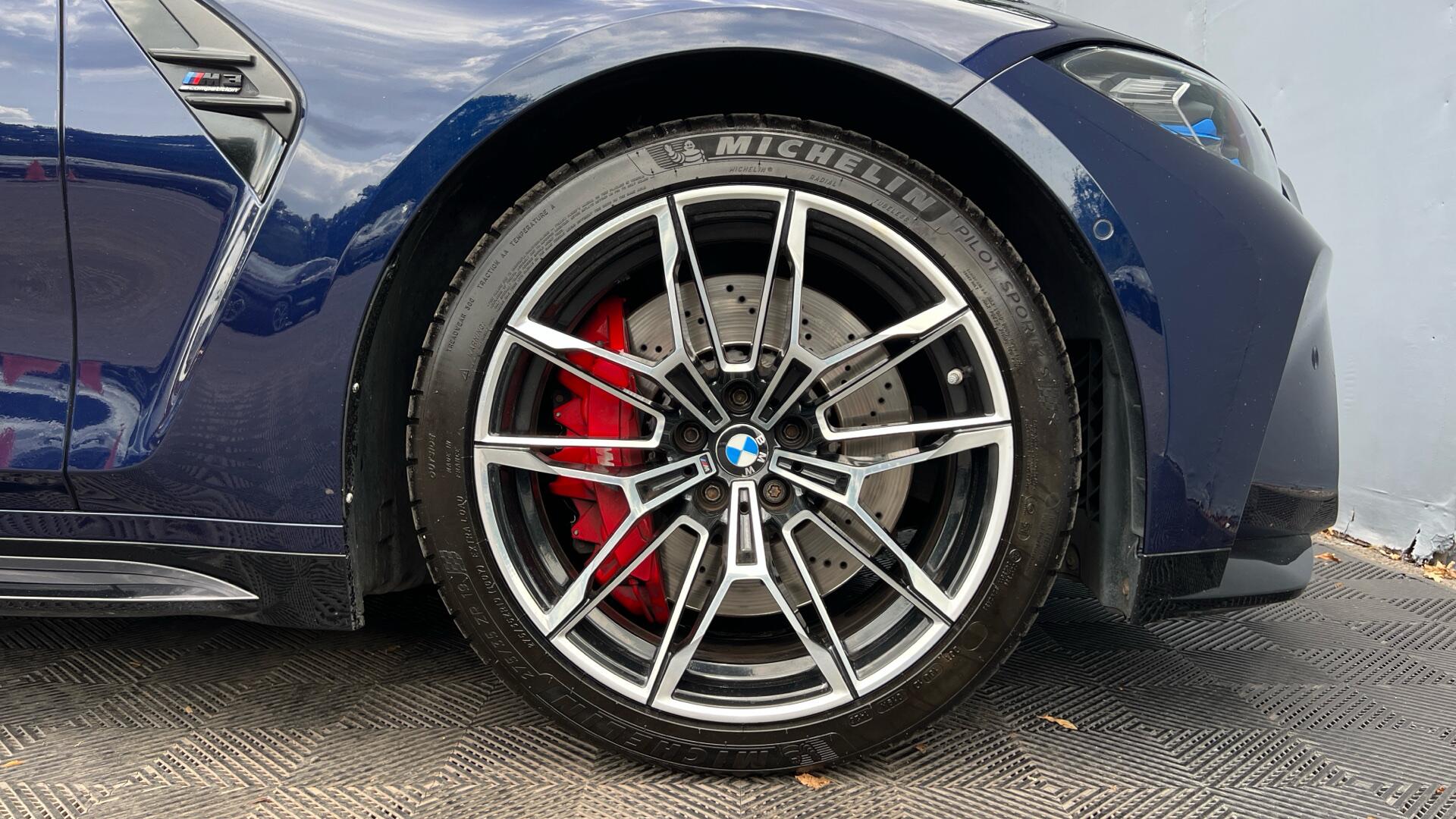 BMW M3 view 14