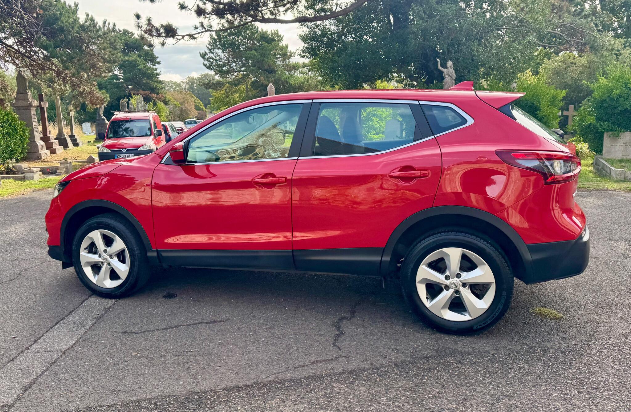 Nissan Qashqai view 14