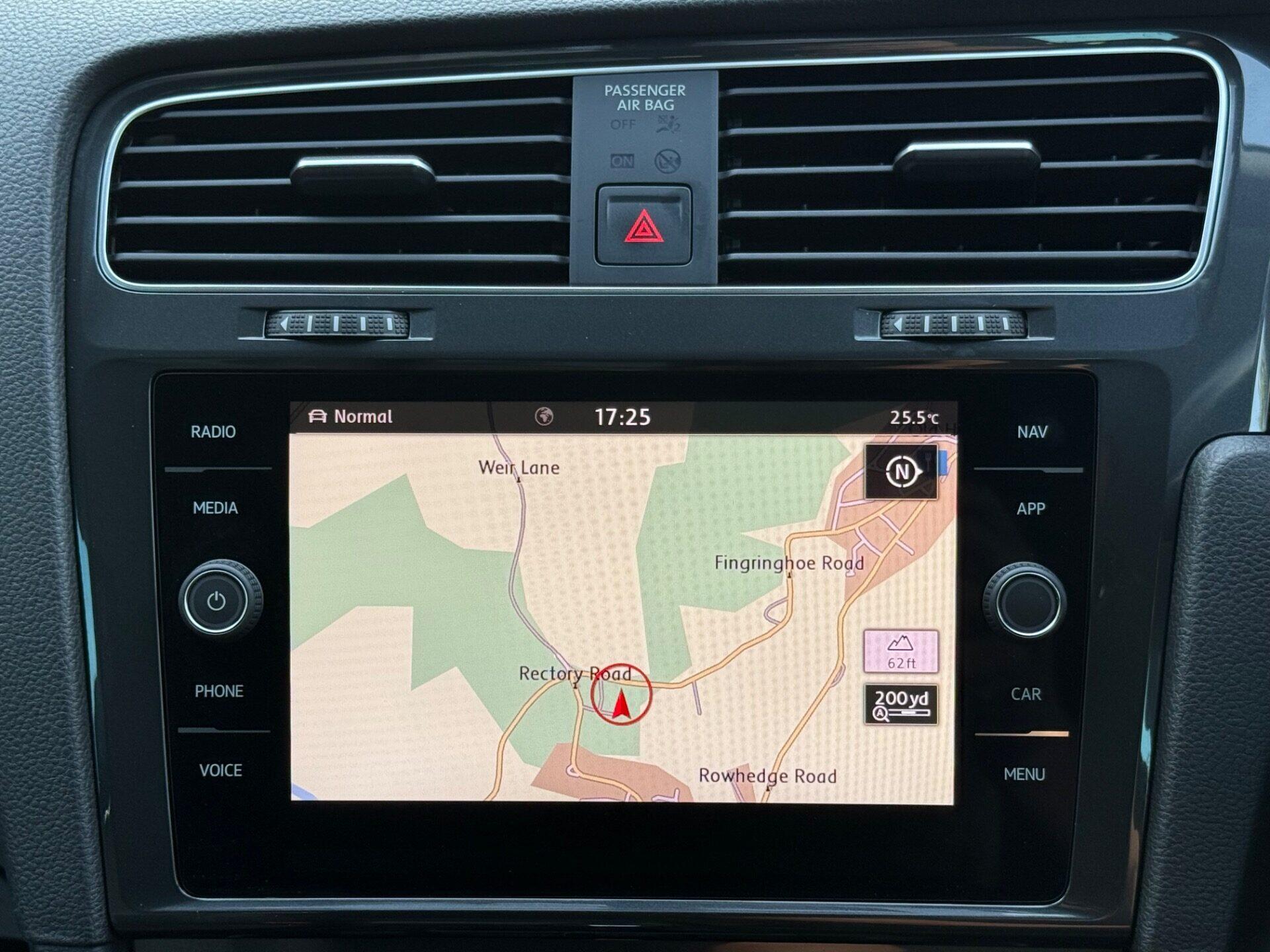 Volkswagen Golf view 37