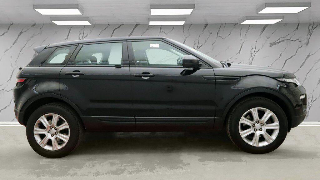 Land Rover Range Rover Evoque view 7