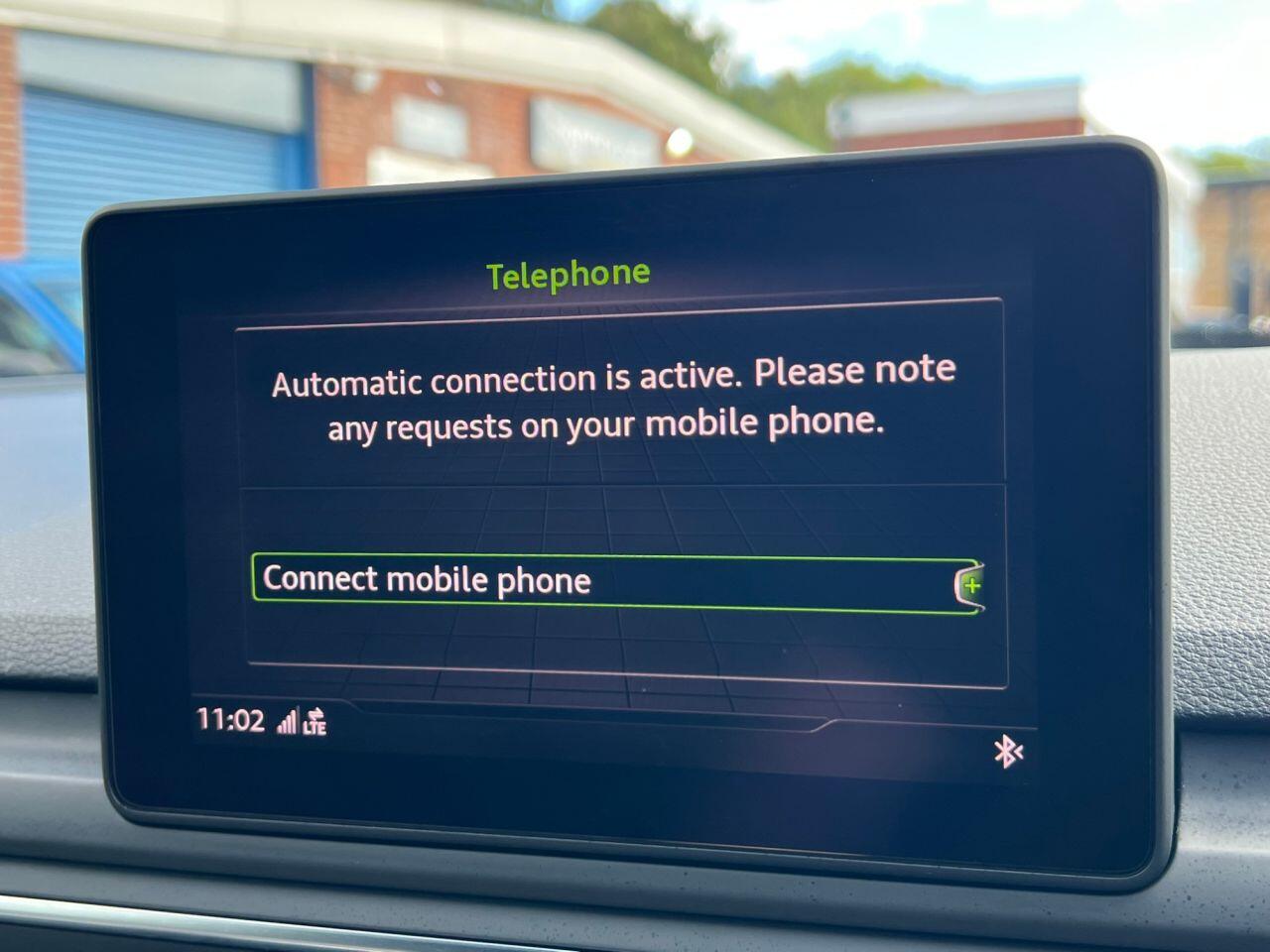 Audi A4 view 28