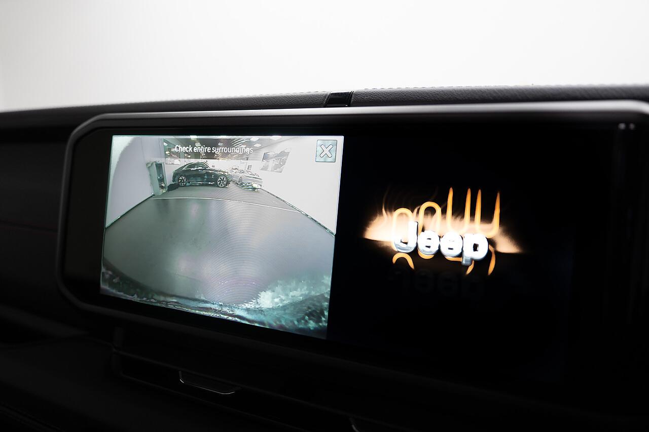 Jeep Wrangler view 15