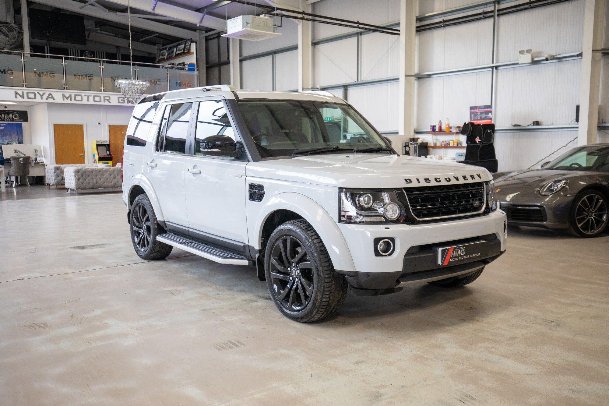 Land Rover Discovery view 9