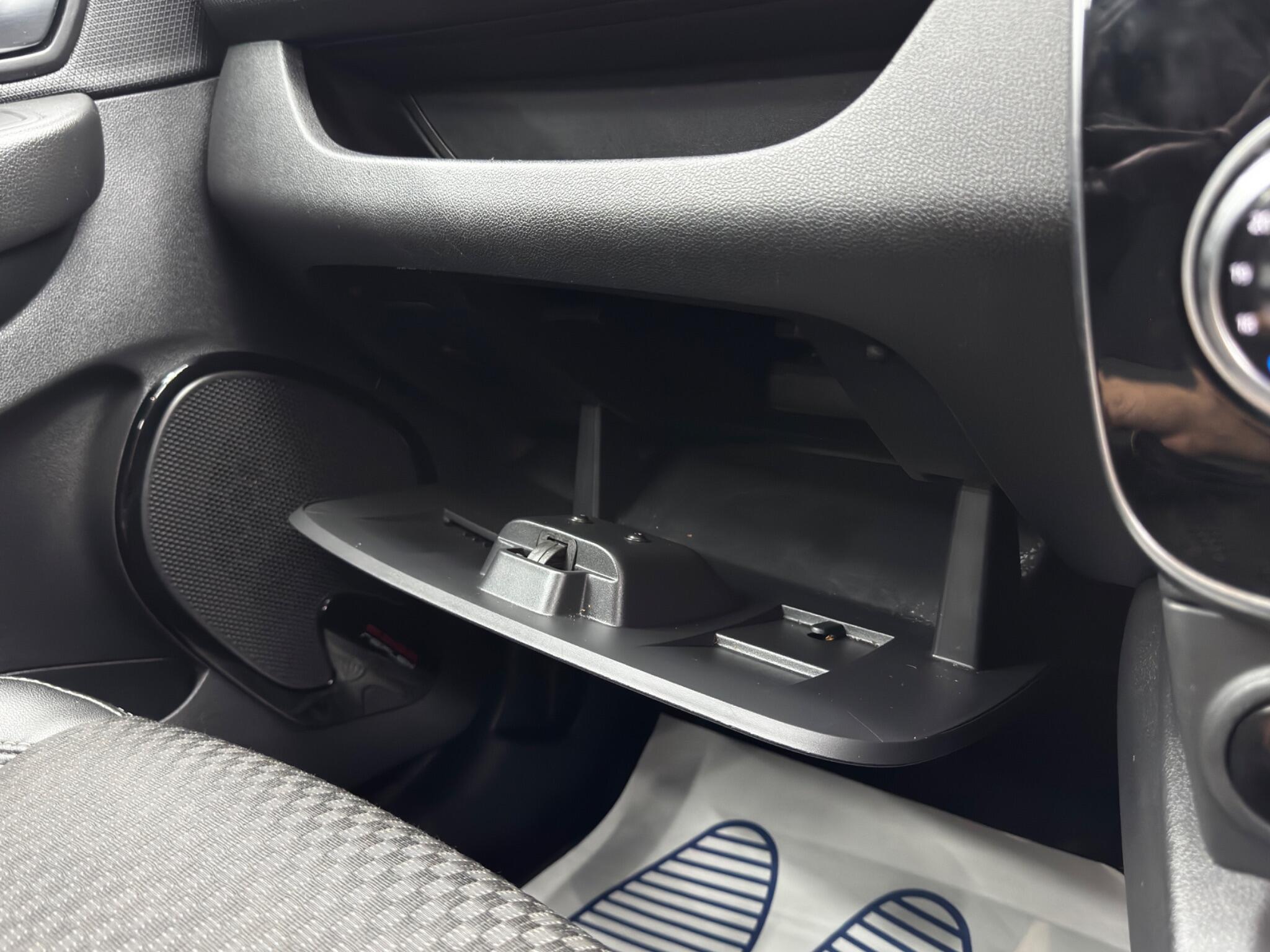 Renault Clio view 28
