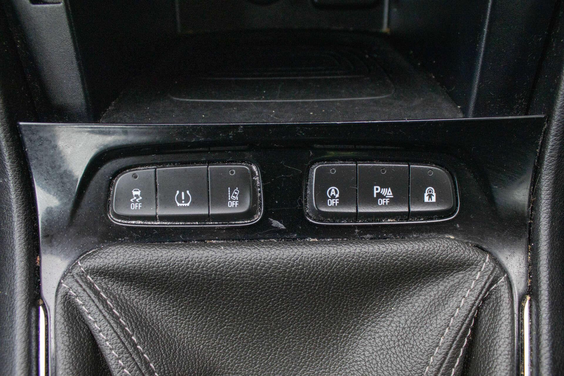 Vauxhall Grandland X view 26
