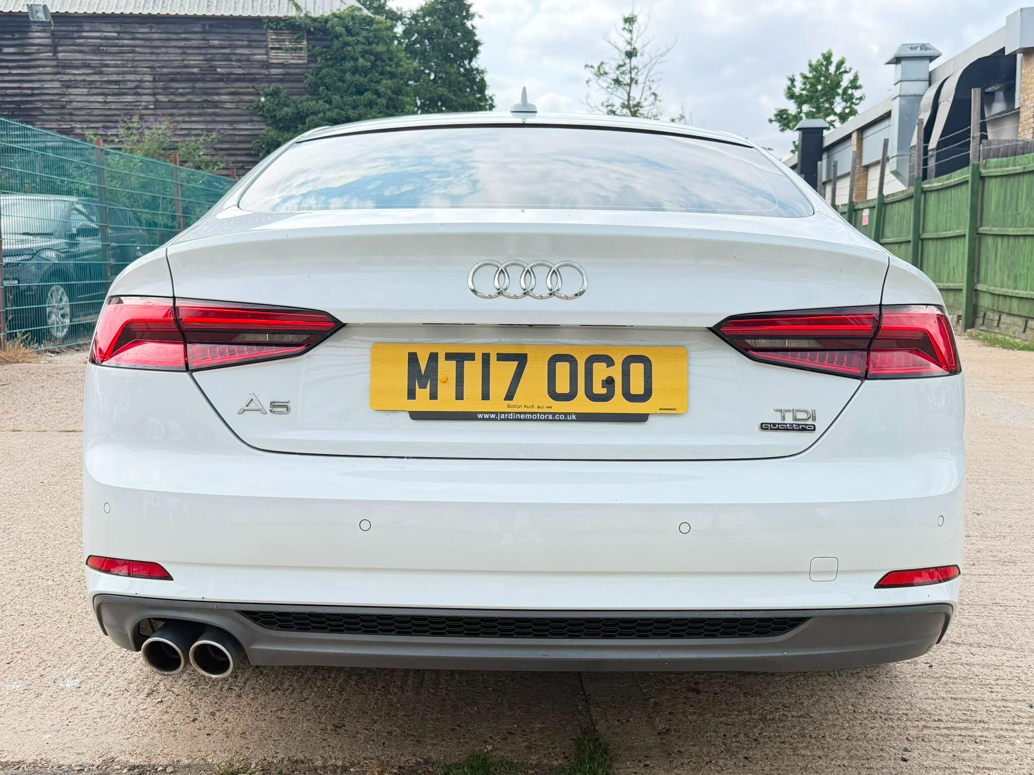 Audi A5 view 4