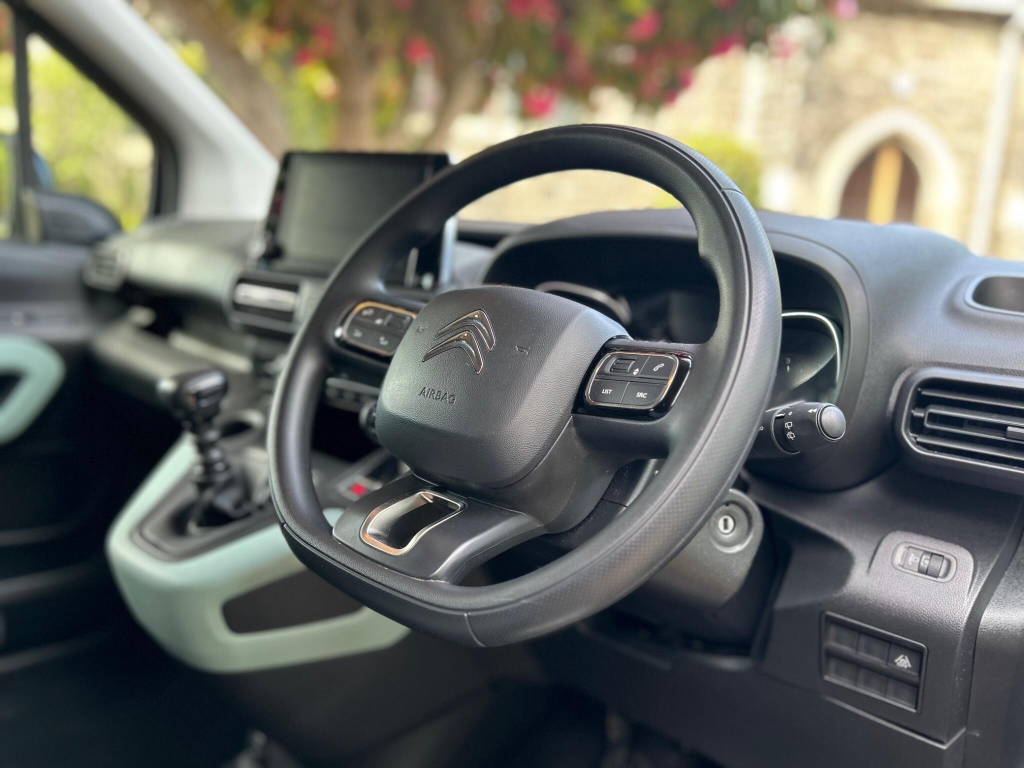 Citroen Berlingo view 26