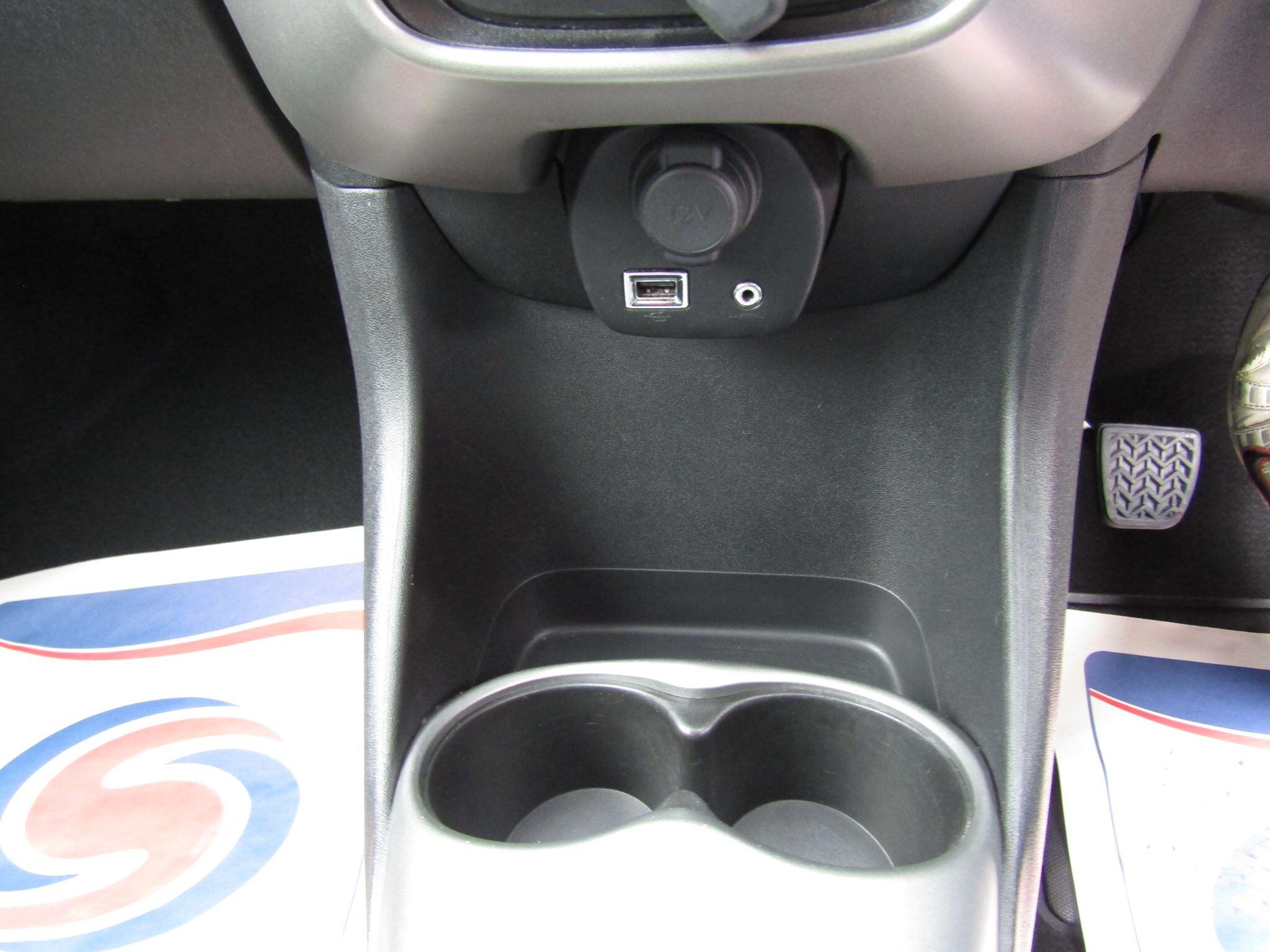 Toyota Aygo view 19