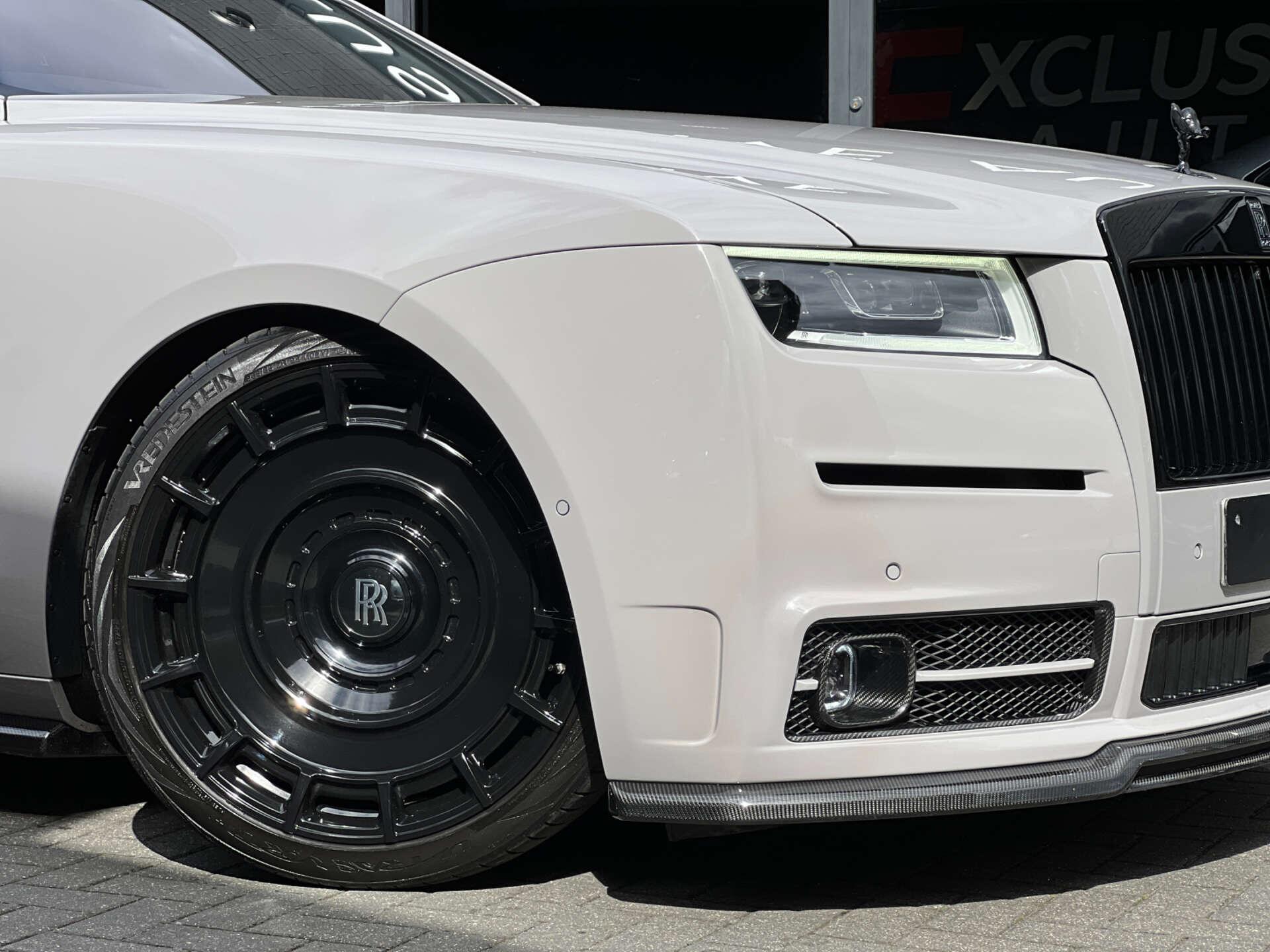 Rolls-Royce Ghost view 37