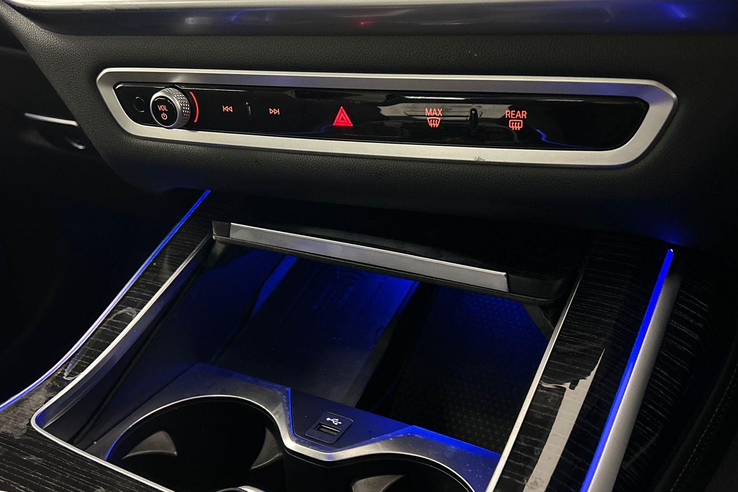 BMW X7 view 22