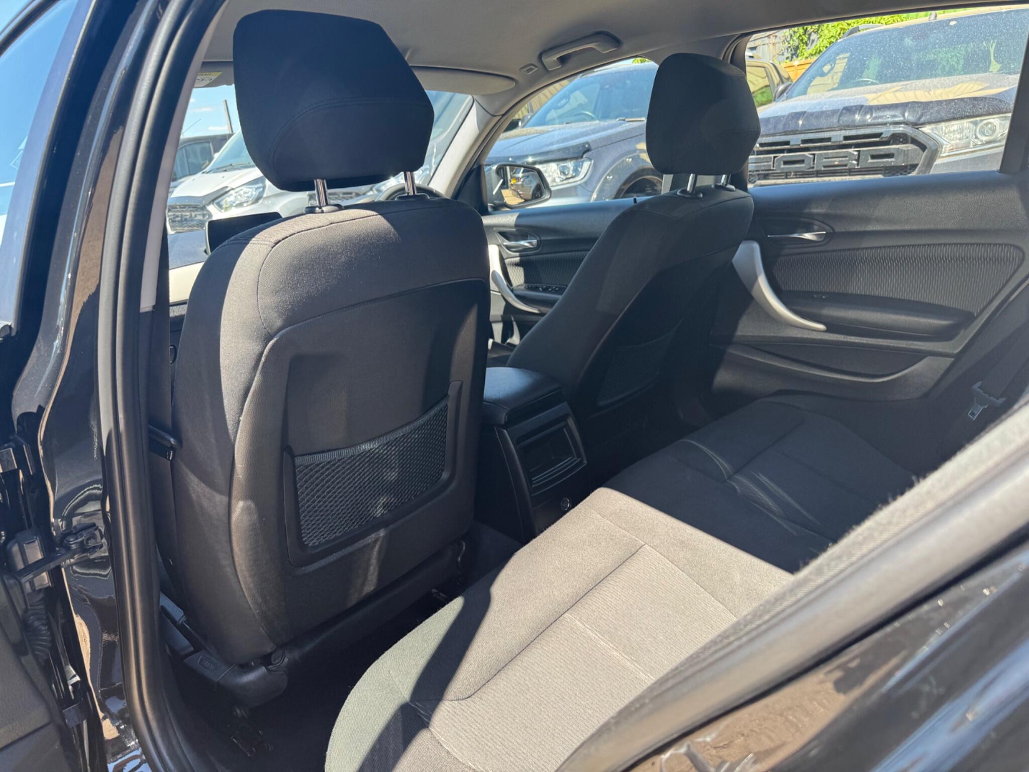 BMW 1 Series view 20