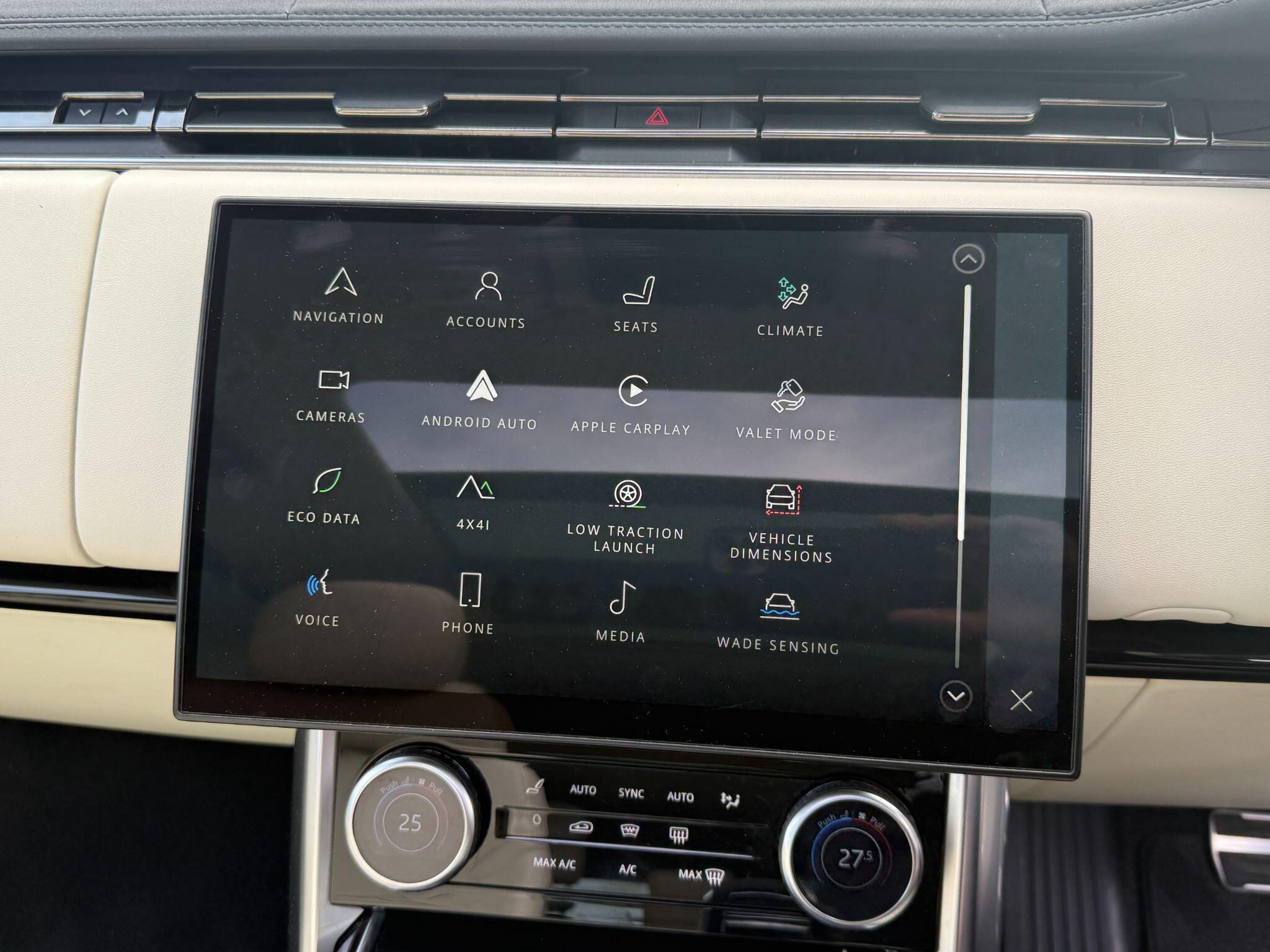 Land Rover Range Rover view 14