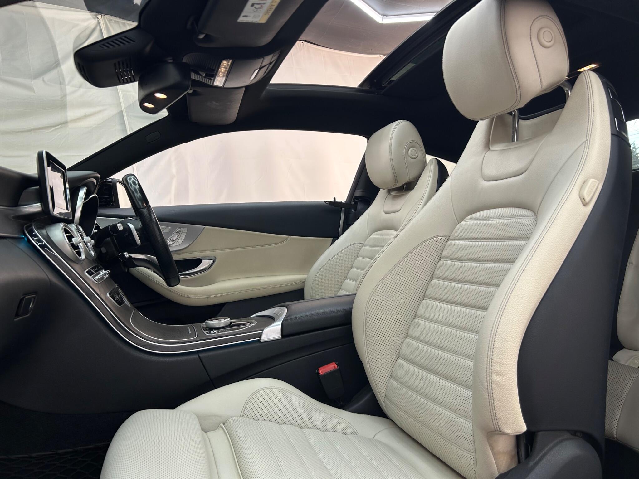 Mercedes-Benz C-Class view 43