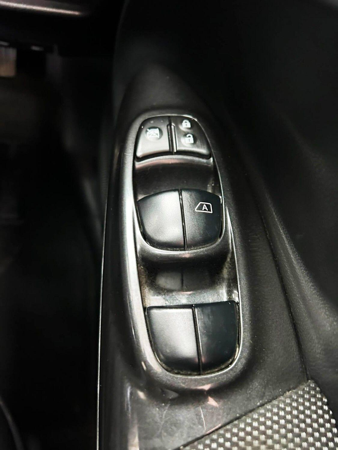 Nissan Juke view 20