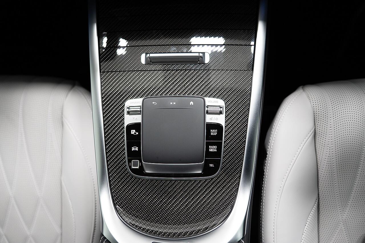 Mercedes-Benz G-Class view 25