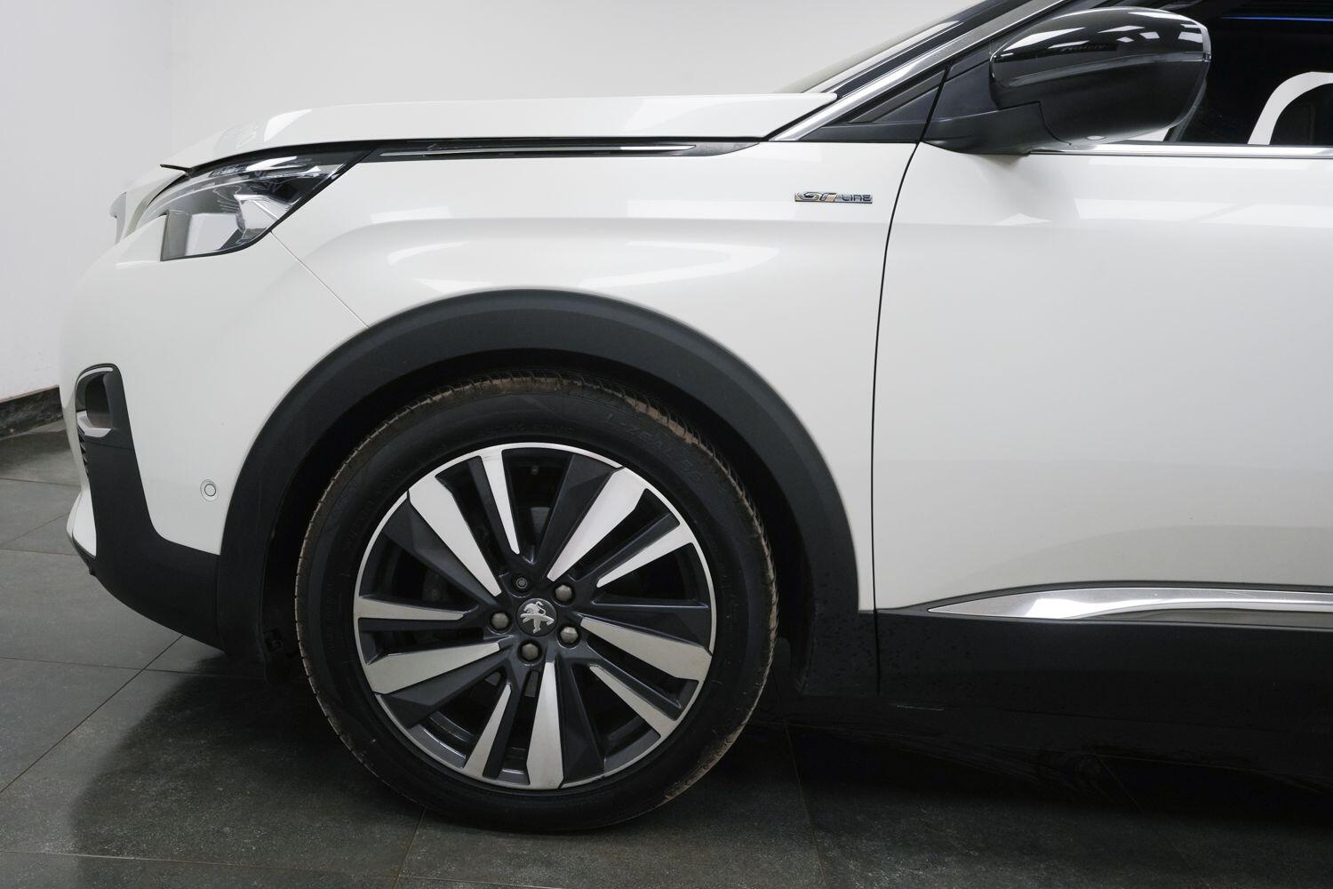 Peugeot 3008 view 6