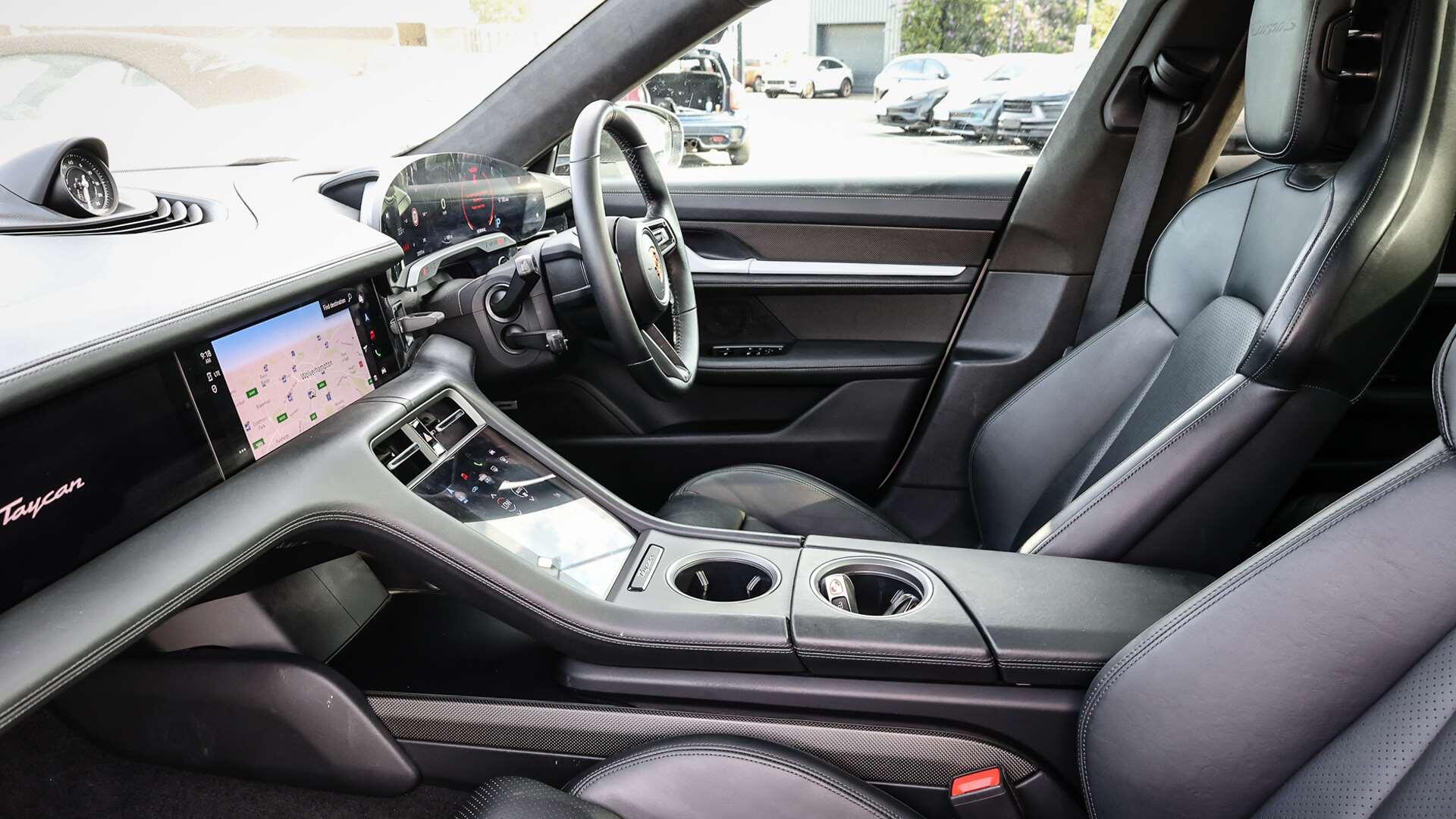 Porsche Taycan view 13