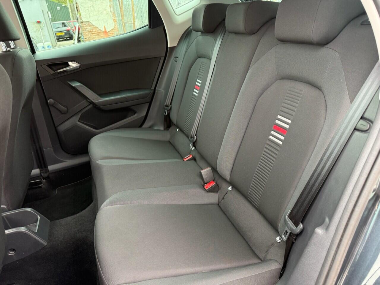 SEAT Ibiza view 21