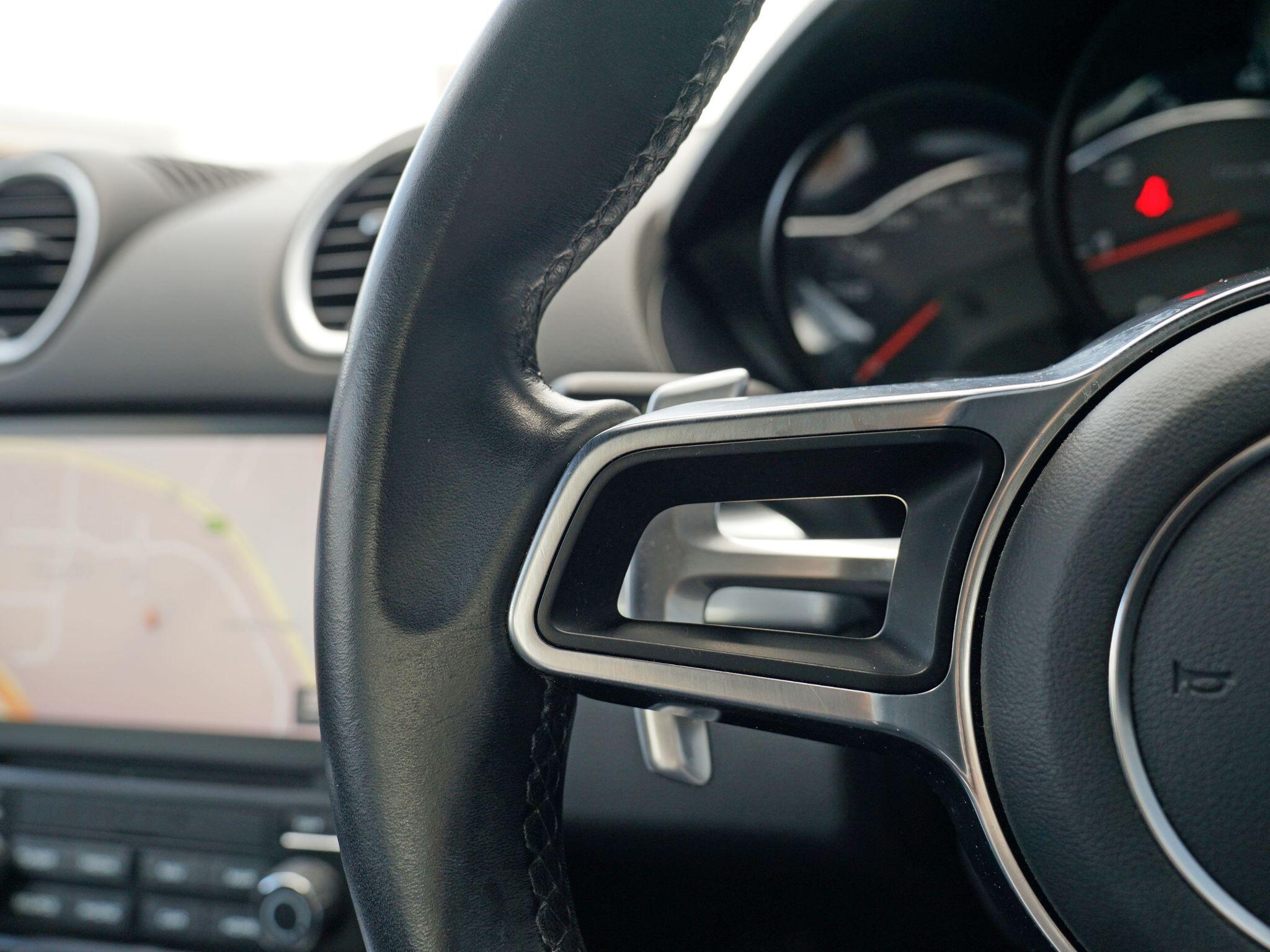 Porsche Cayman view 86