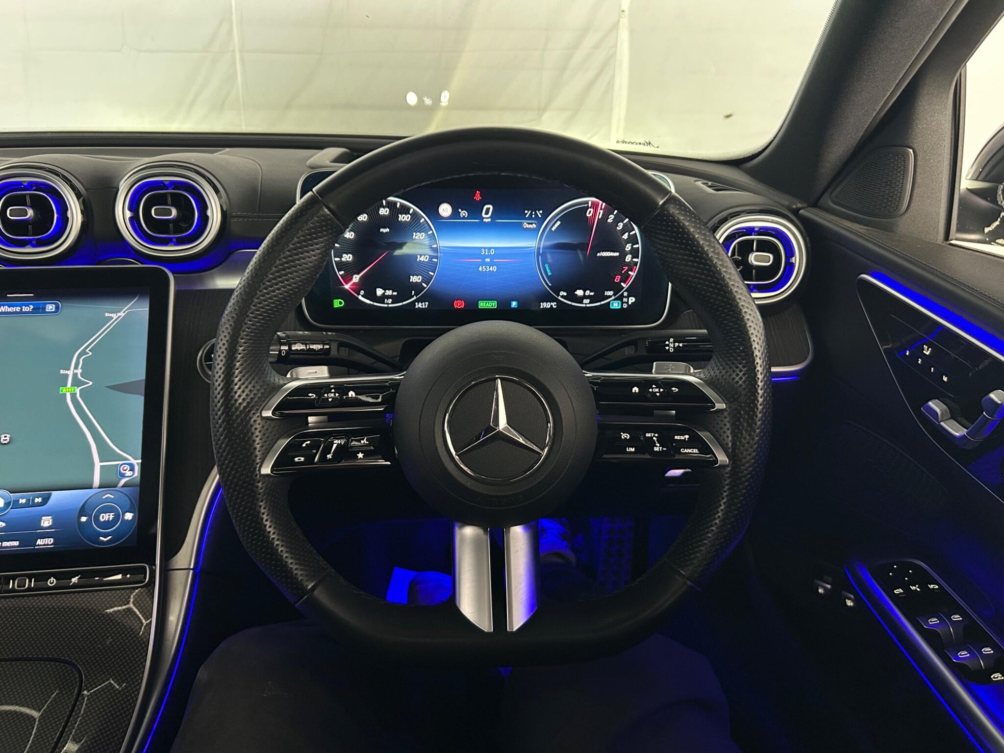 Mercedes-Benz C-Class view 51