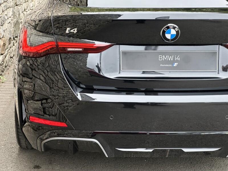 BMW i4 view 47