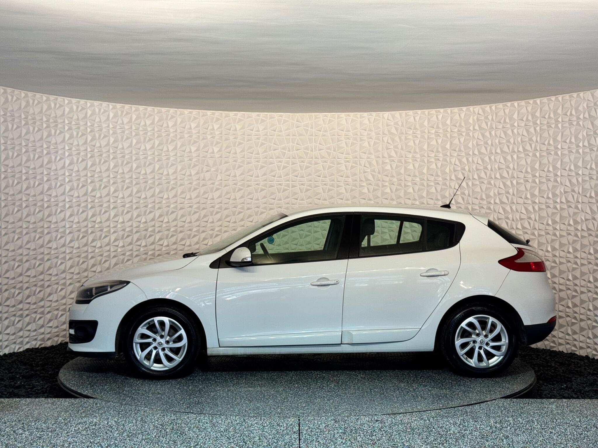 Renault Megane view 18
