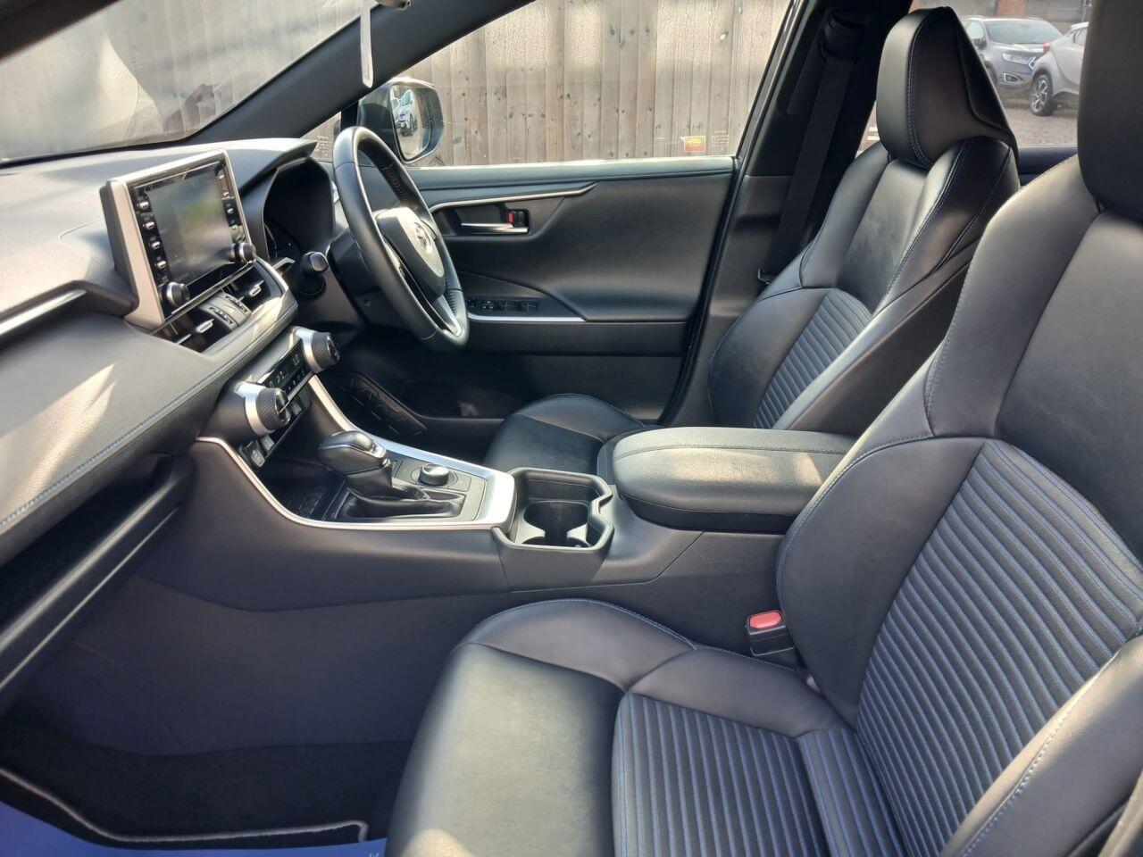 Toyota RAV4 view 29