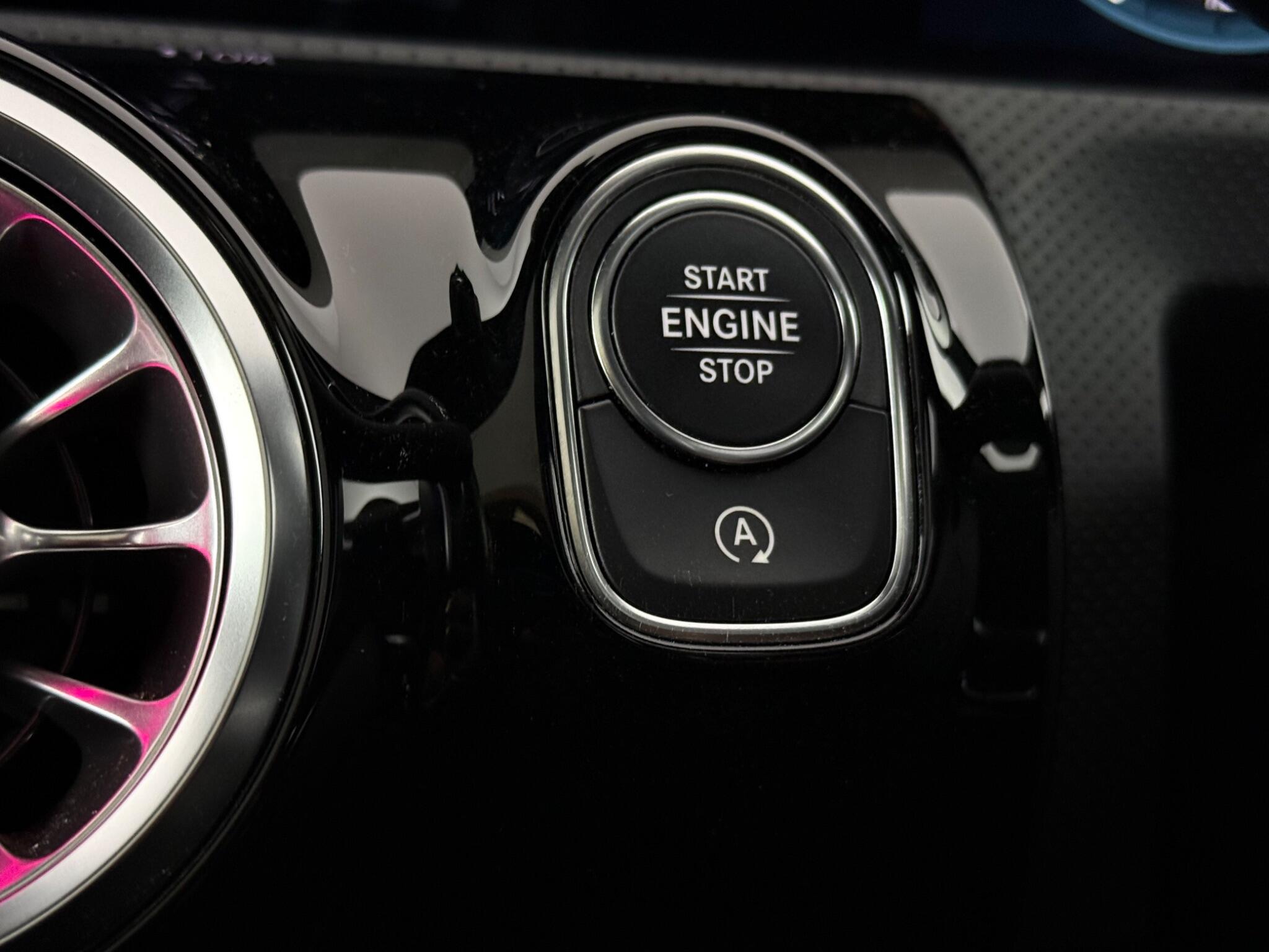 Mercedes-Benz CLA view 21