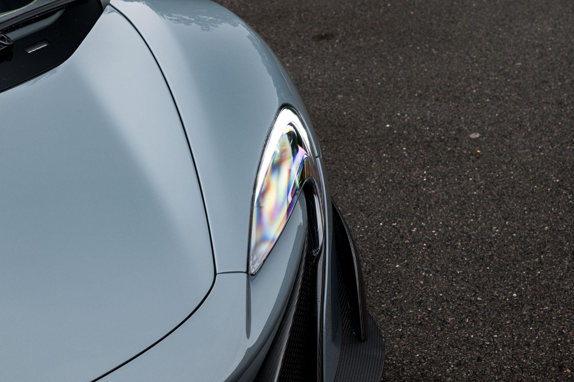 McLaren 675LT view 15