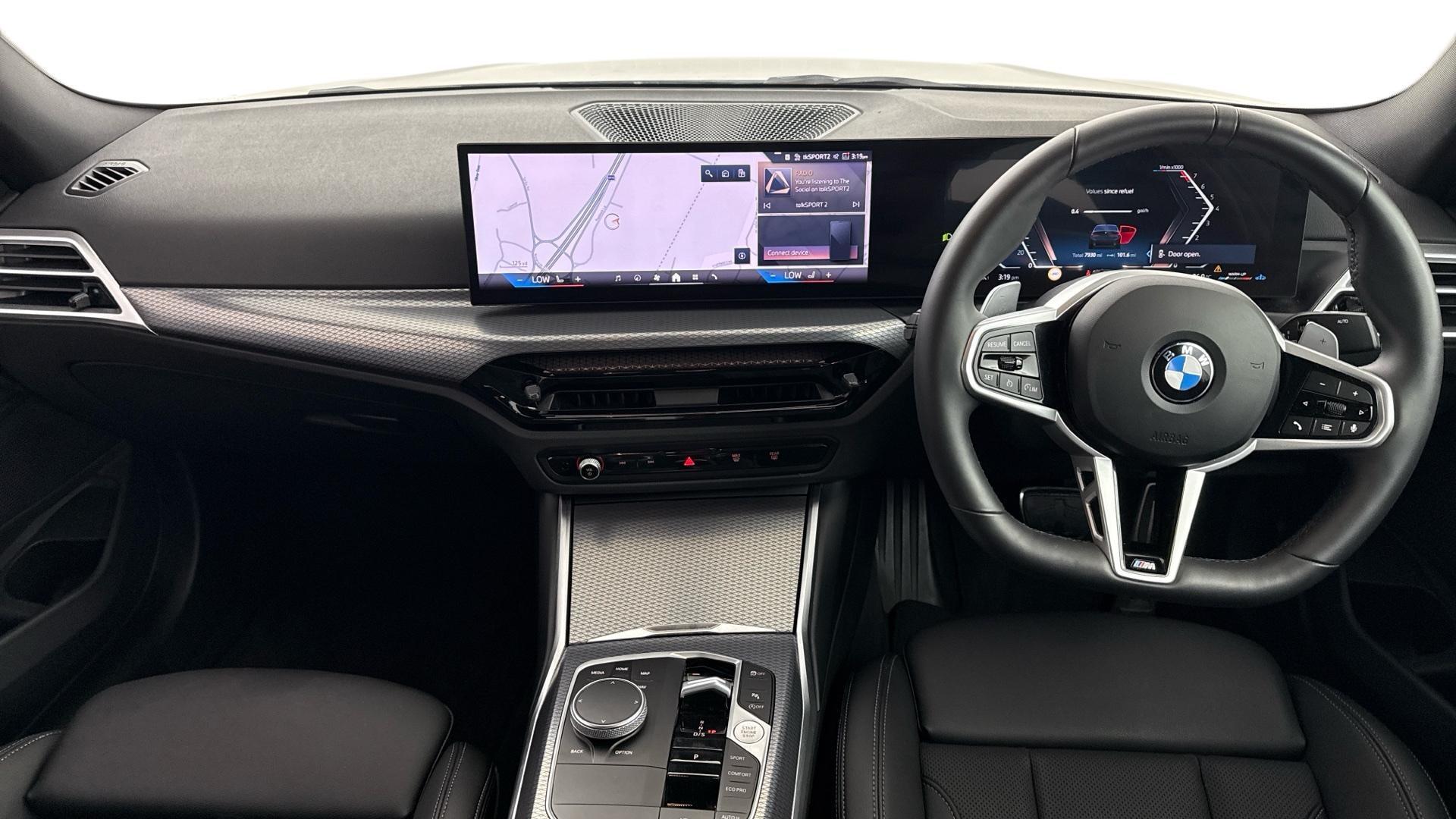 BMW 3 Series view 4