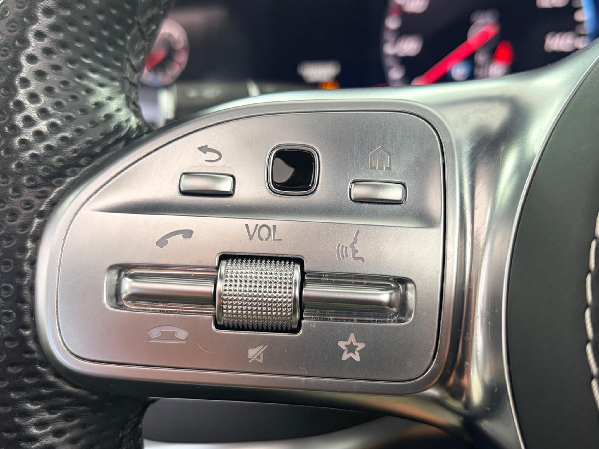 Mercedes-Benz S-Class view 17