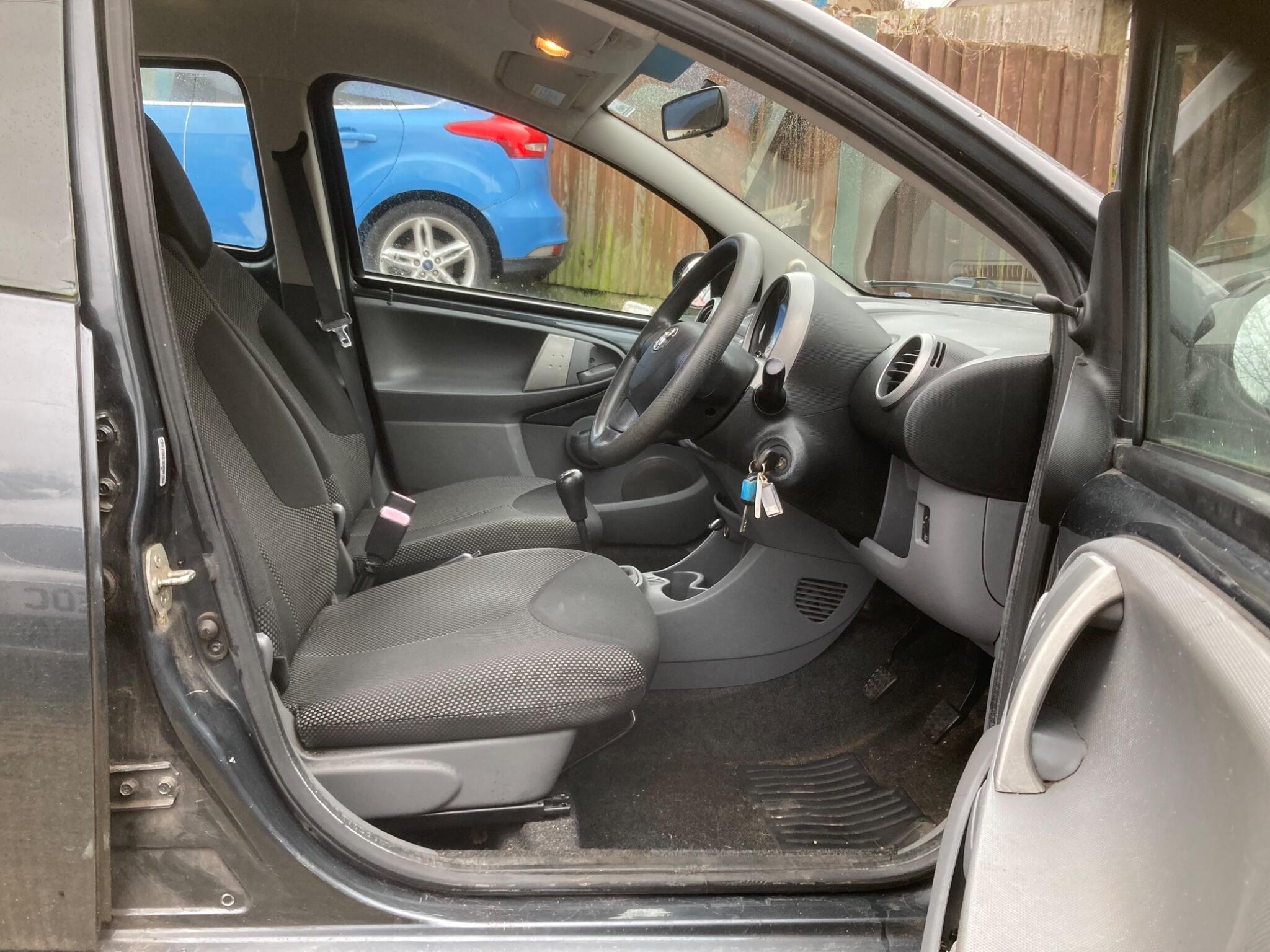 Toyota Aygo view 24