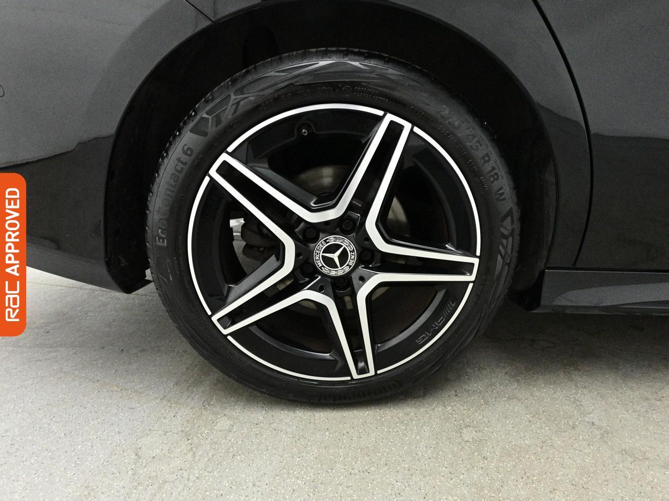 Mercedes-Benz Cla view 27
