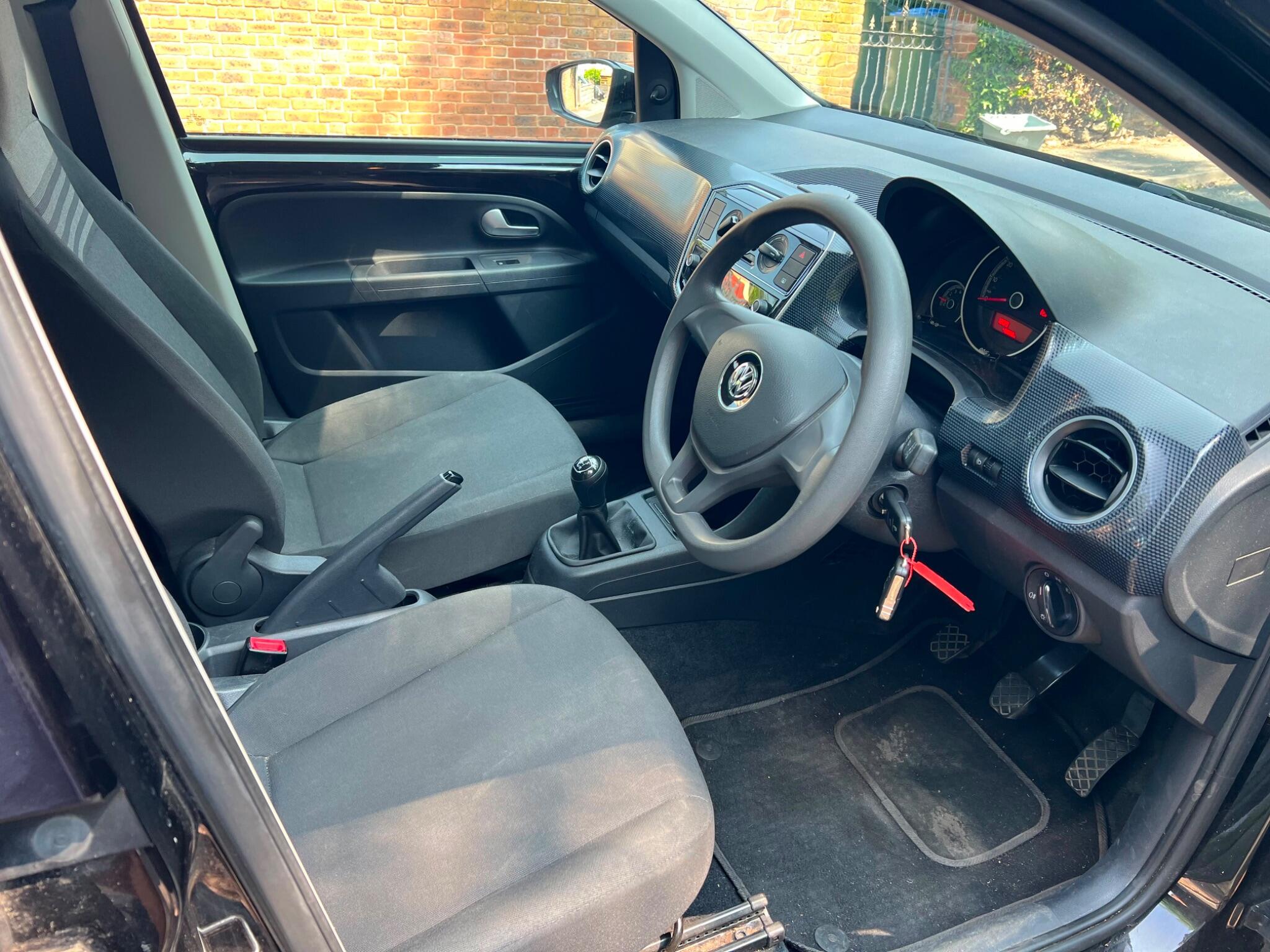 Volkswagen Up! view 4