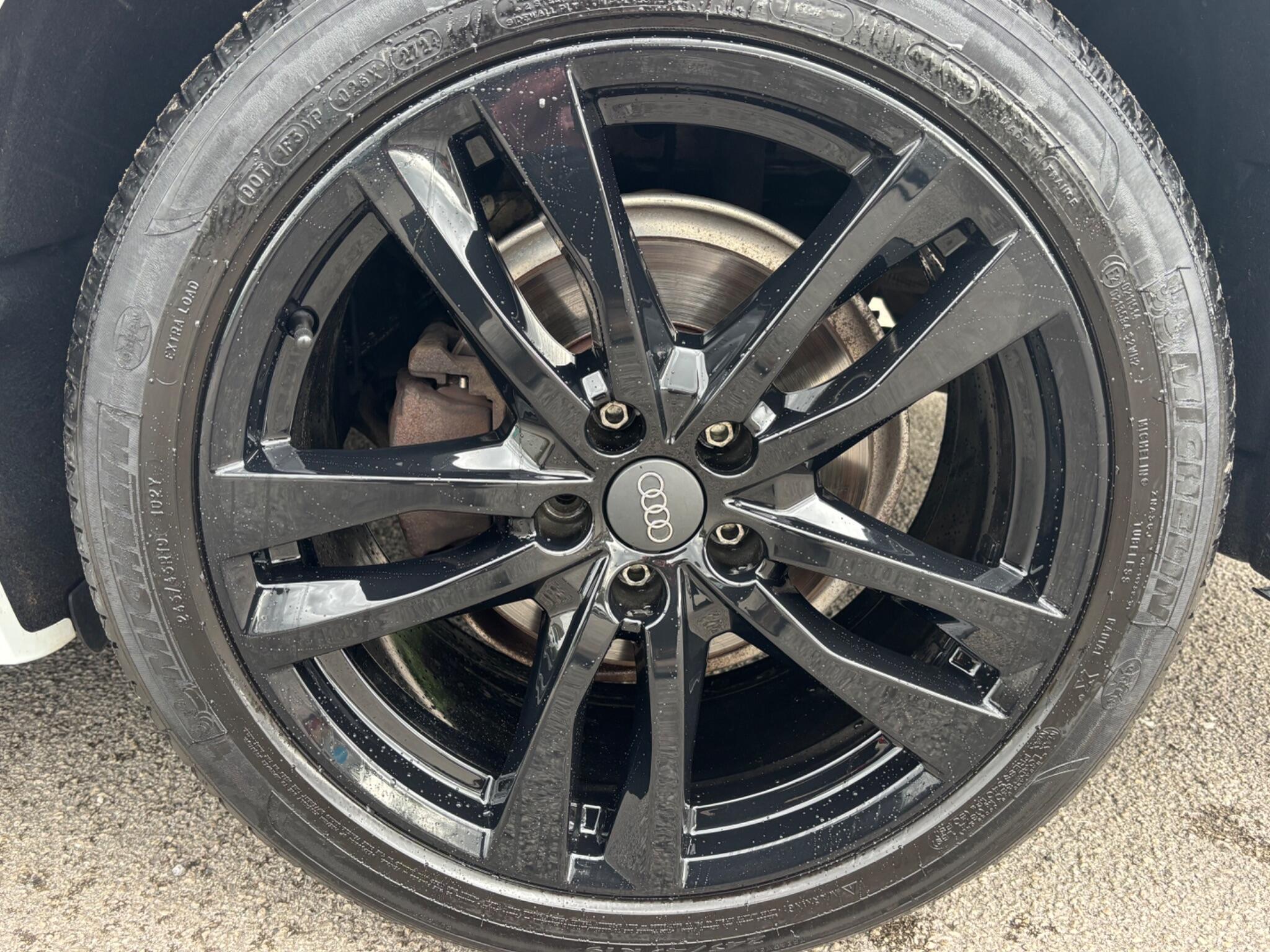 Audi A6 Avant view 30