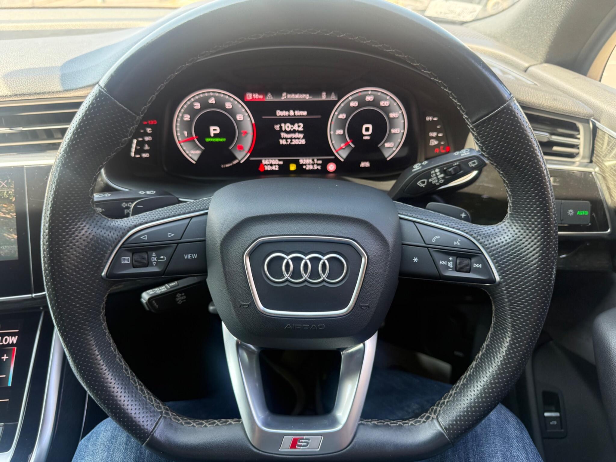 Audi Q7 view 15
