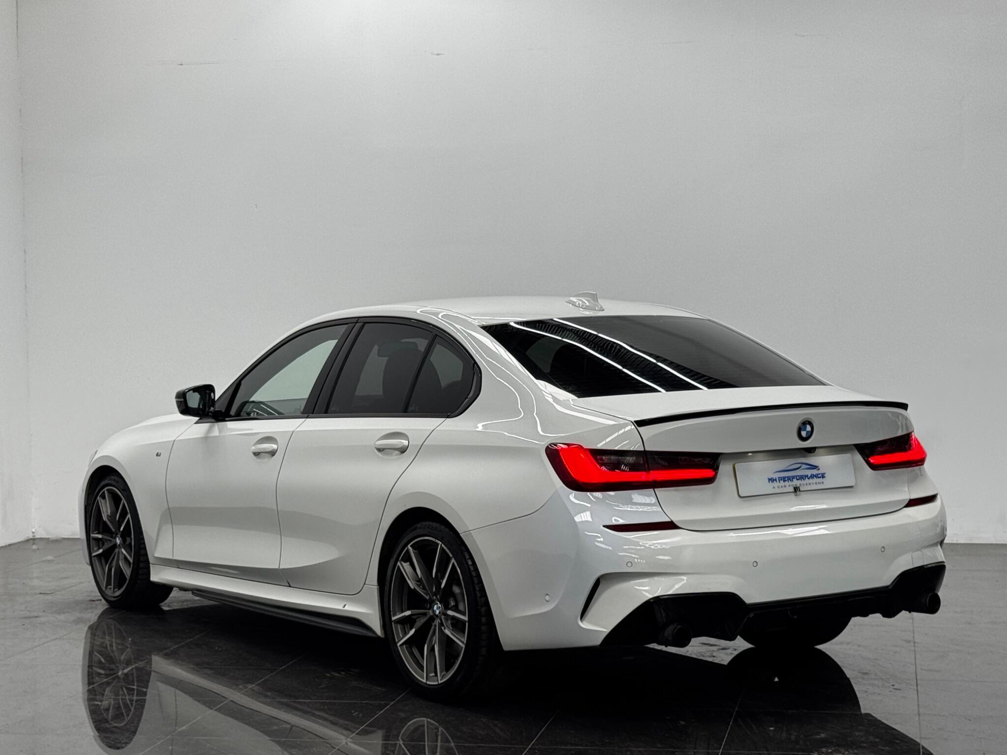 BMW 3 Series view 7