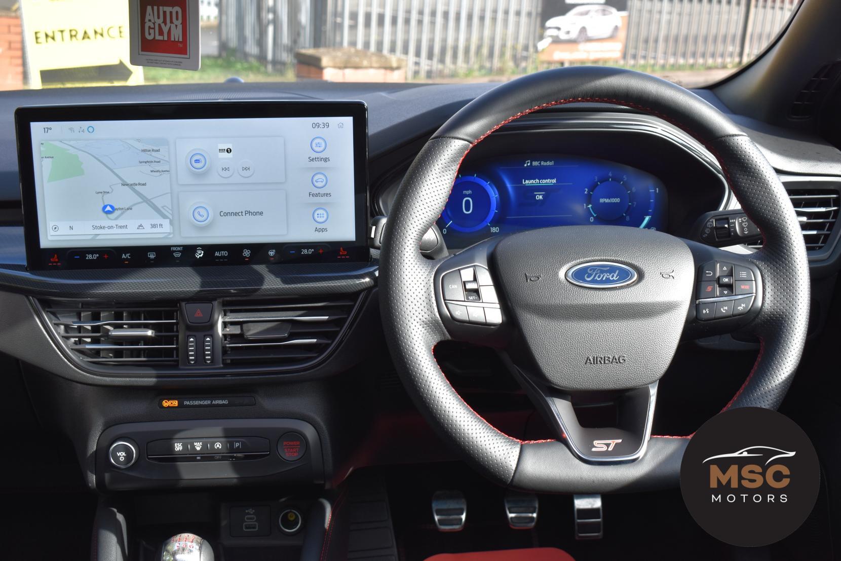 Ford Focus view 49