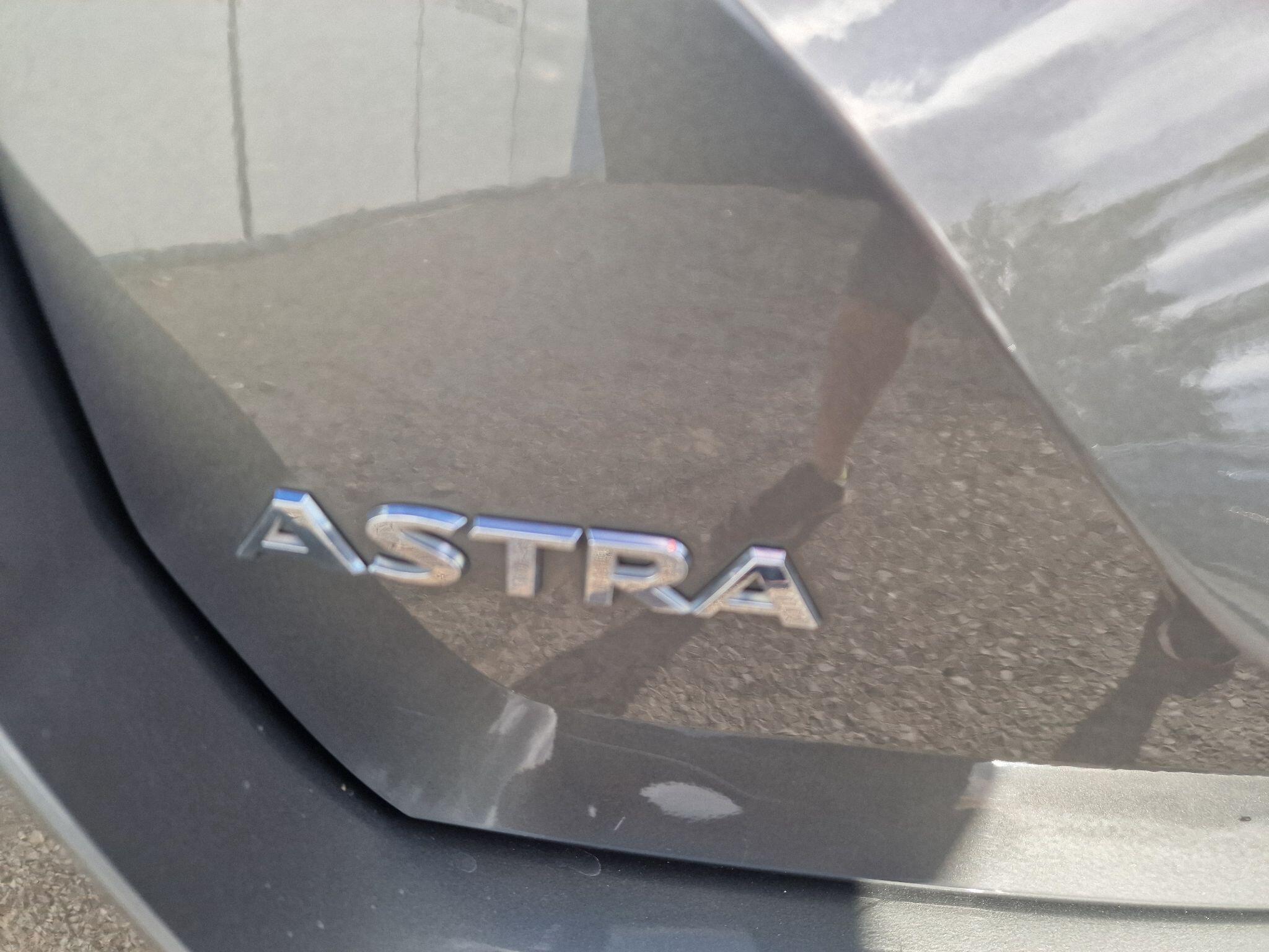 Vauxhall Astra view 61