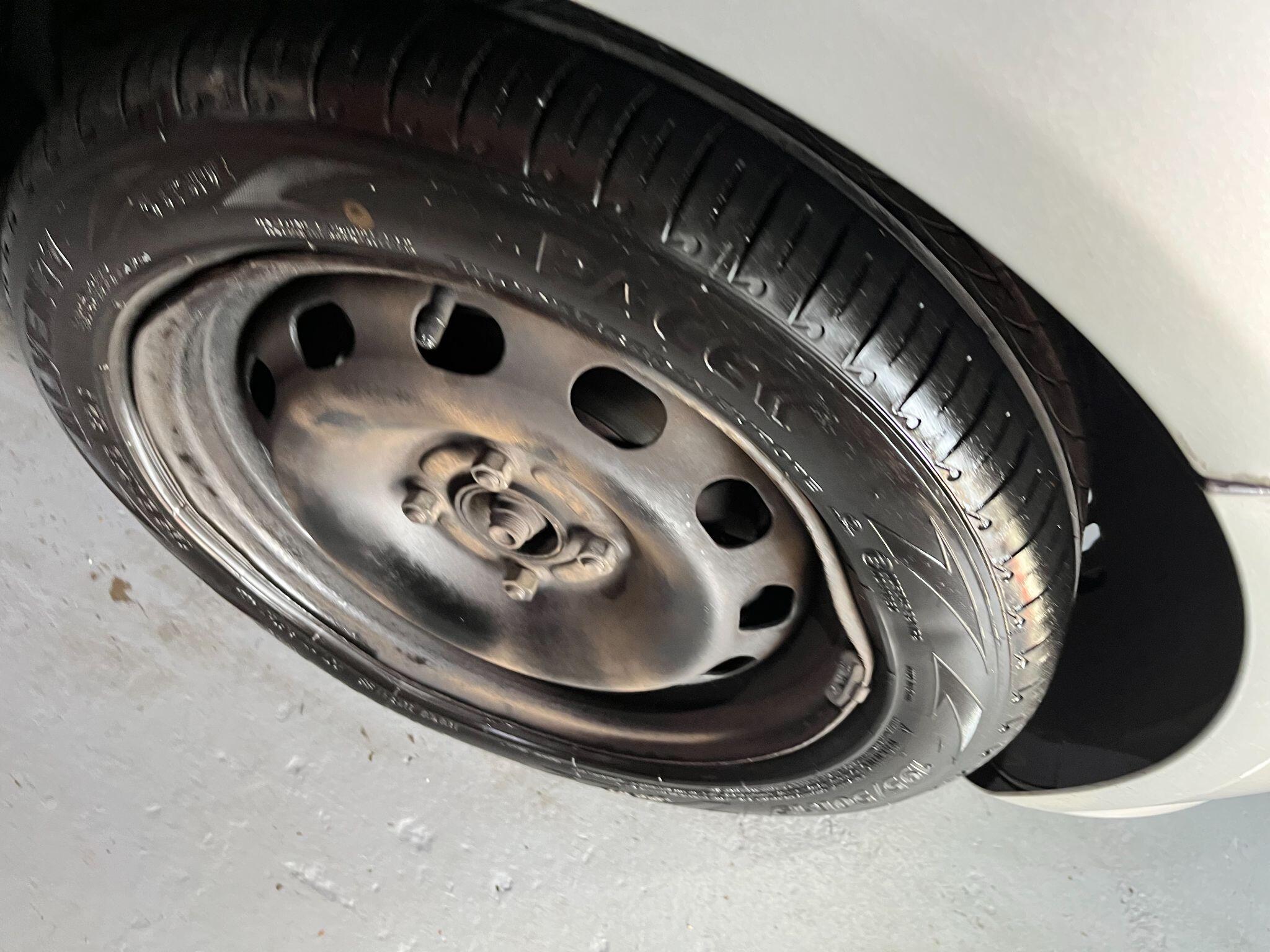 Ford Fiesta view 18