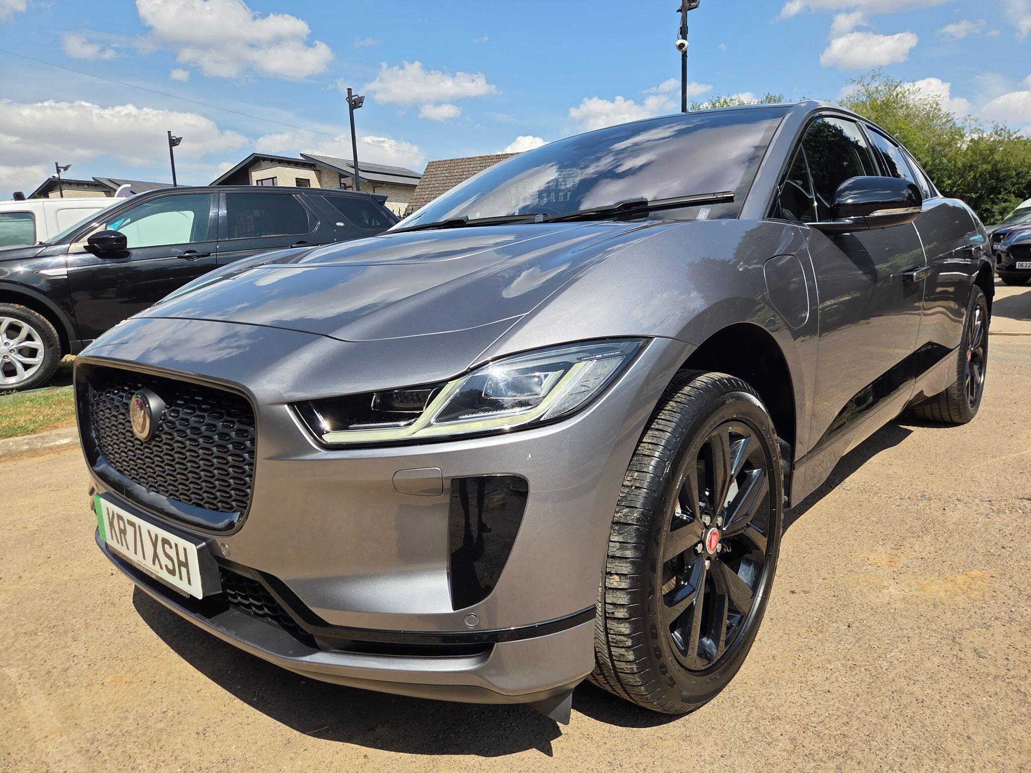 Jaguar I-Pace view 14