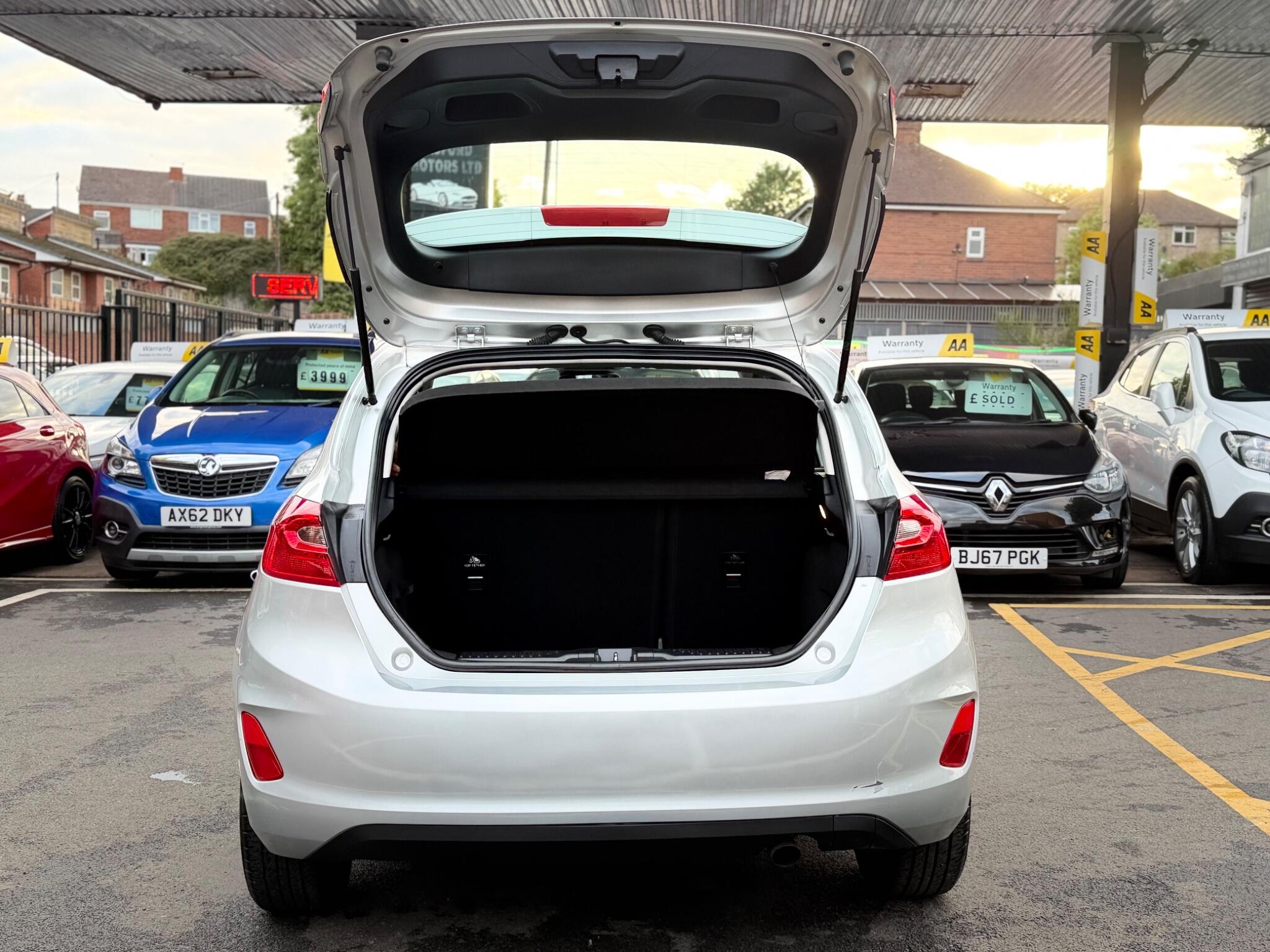 Ford Fiesta view 26