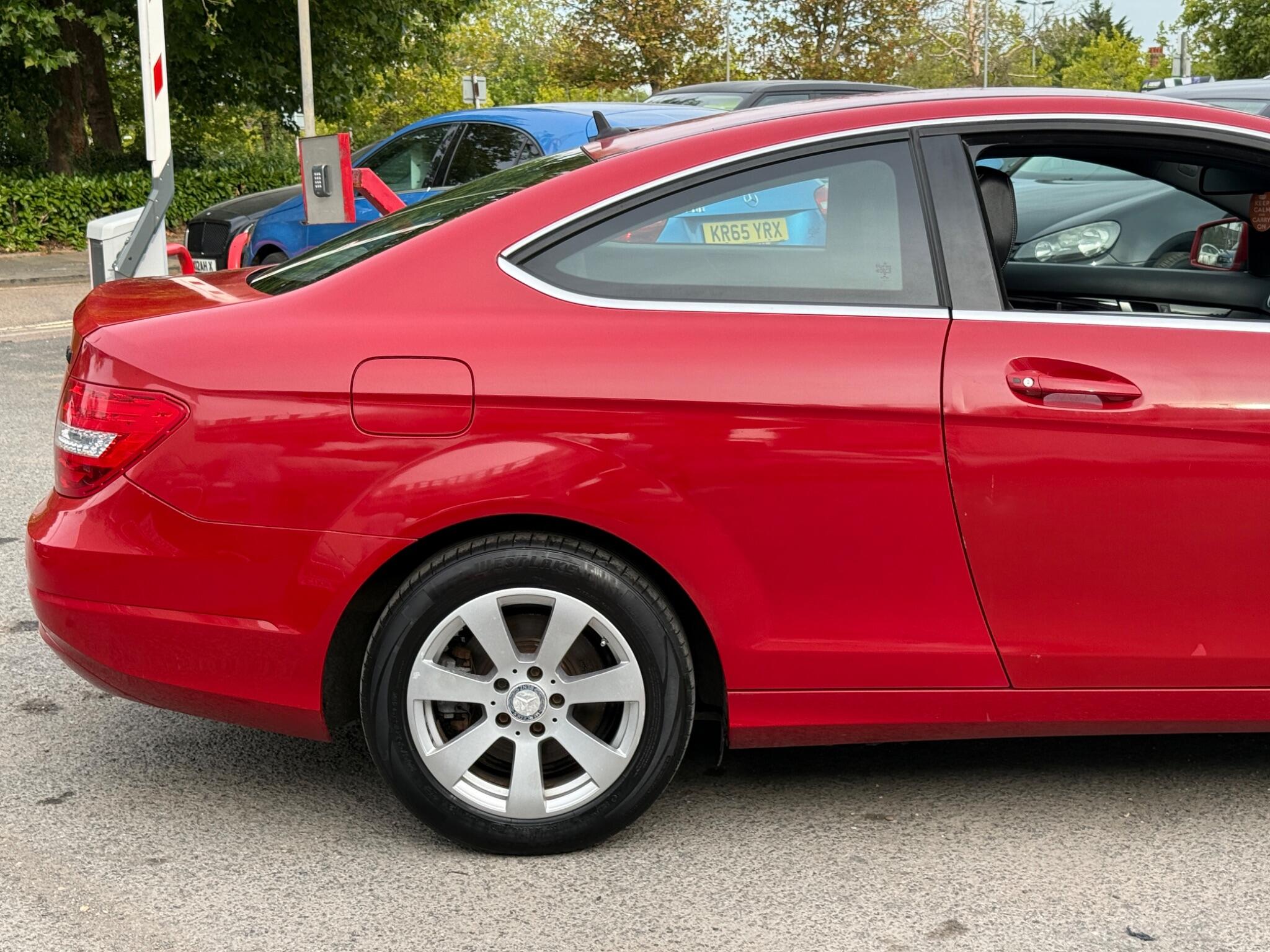 Mercedes-Benz C Class - Image 21