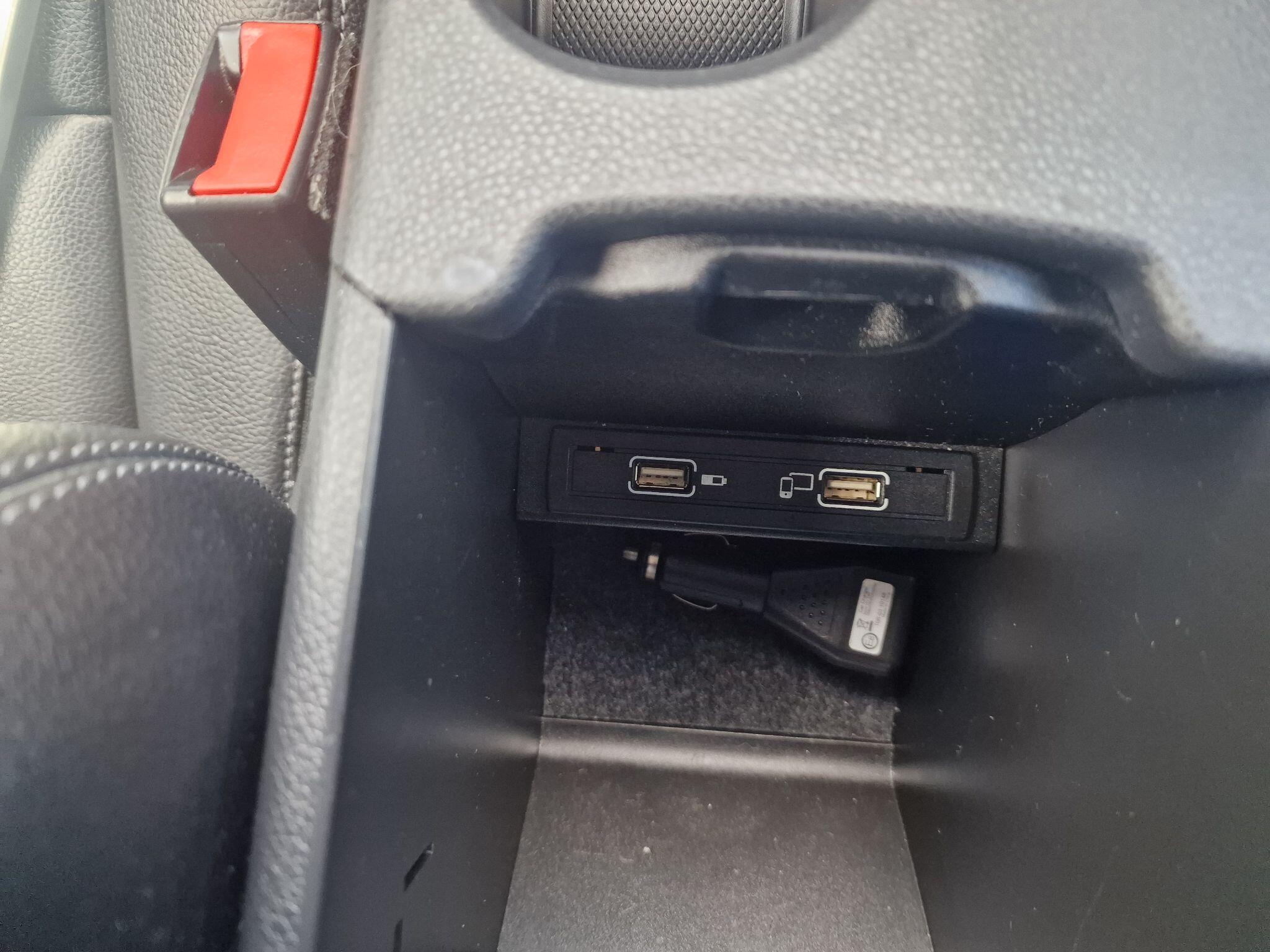 Mercedes-Benz A-Class view 34