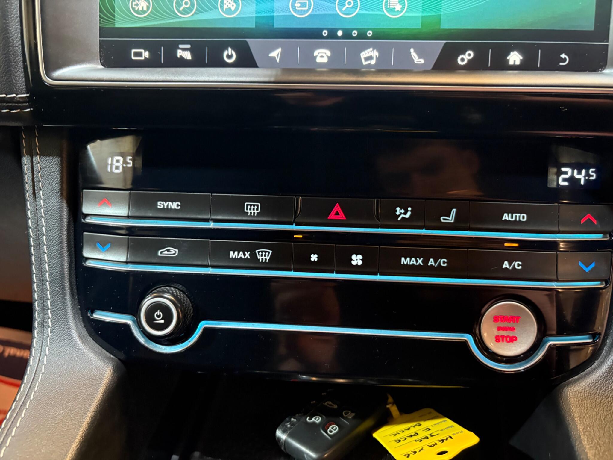 Jaguar F-Pace view 52