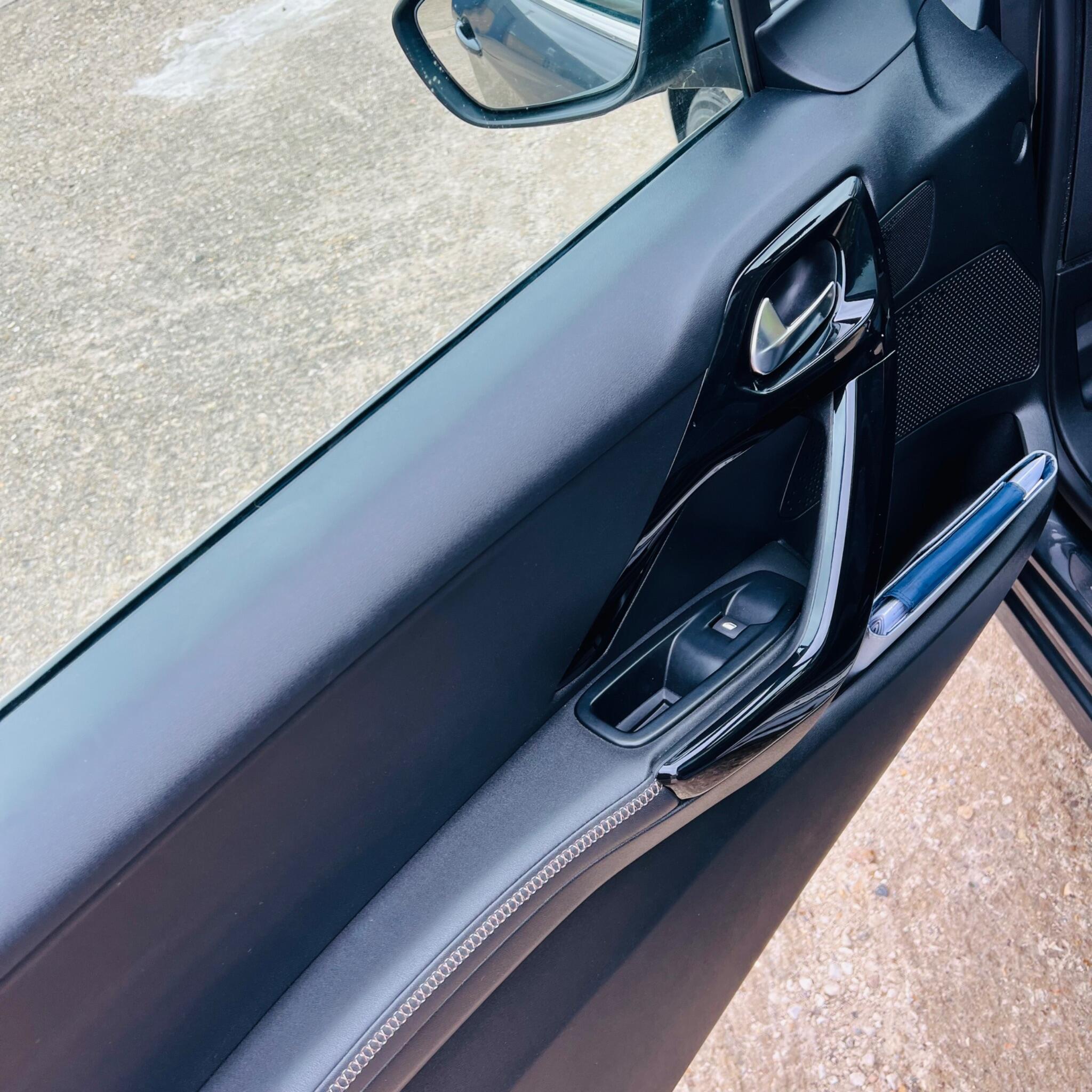 Peugeot 208 view 12