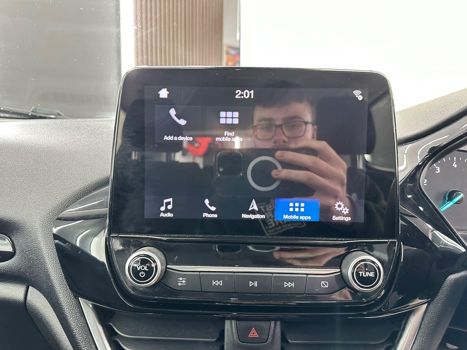 Ford Fiesta view 40