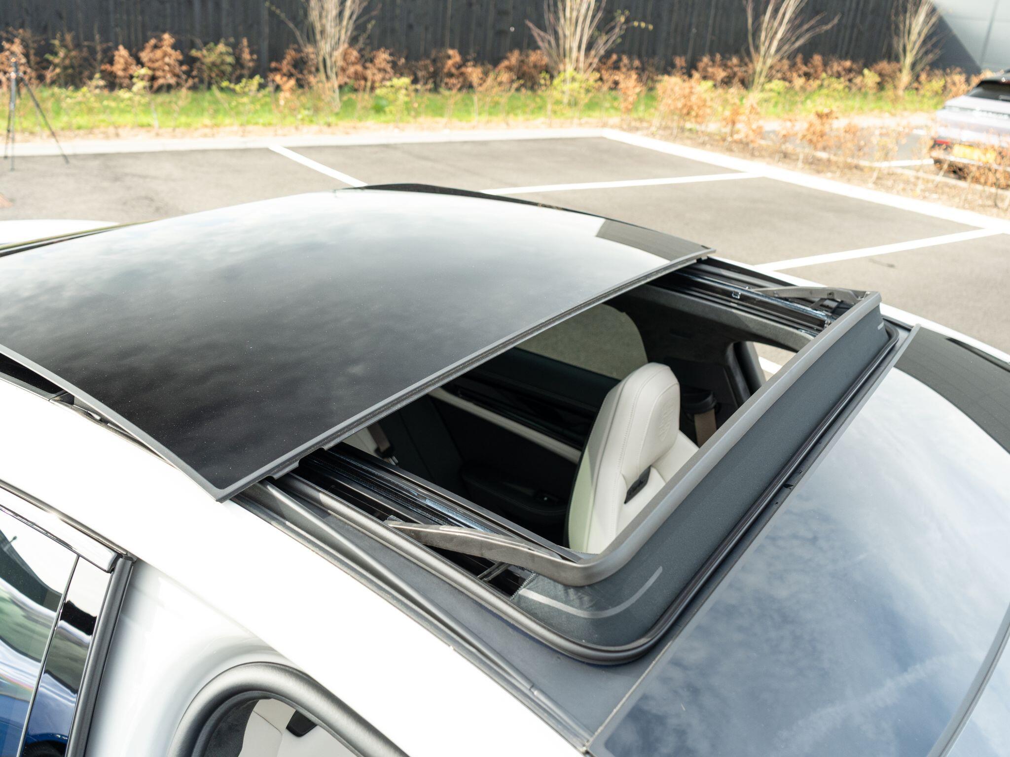 Porsche Panamera view 23
