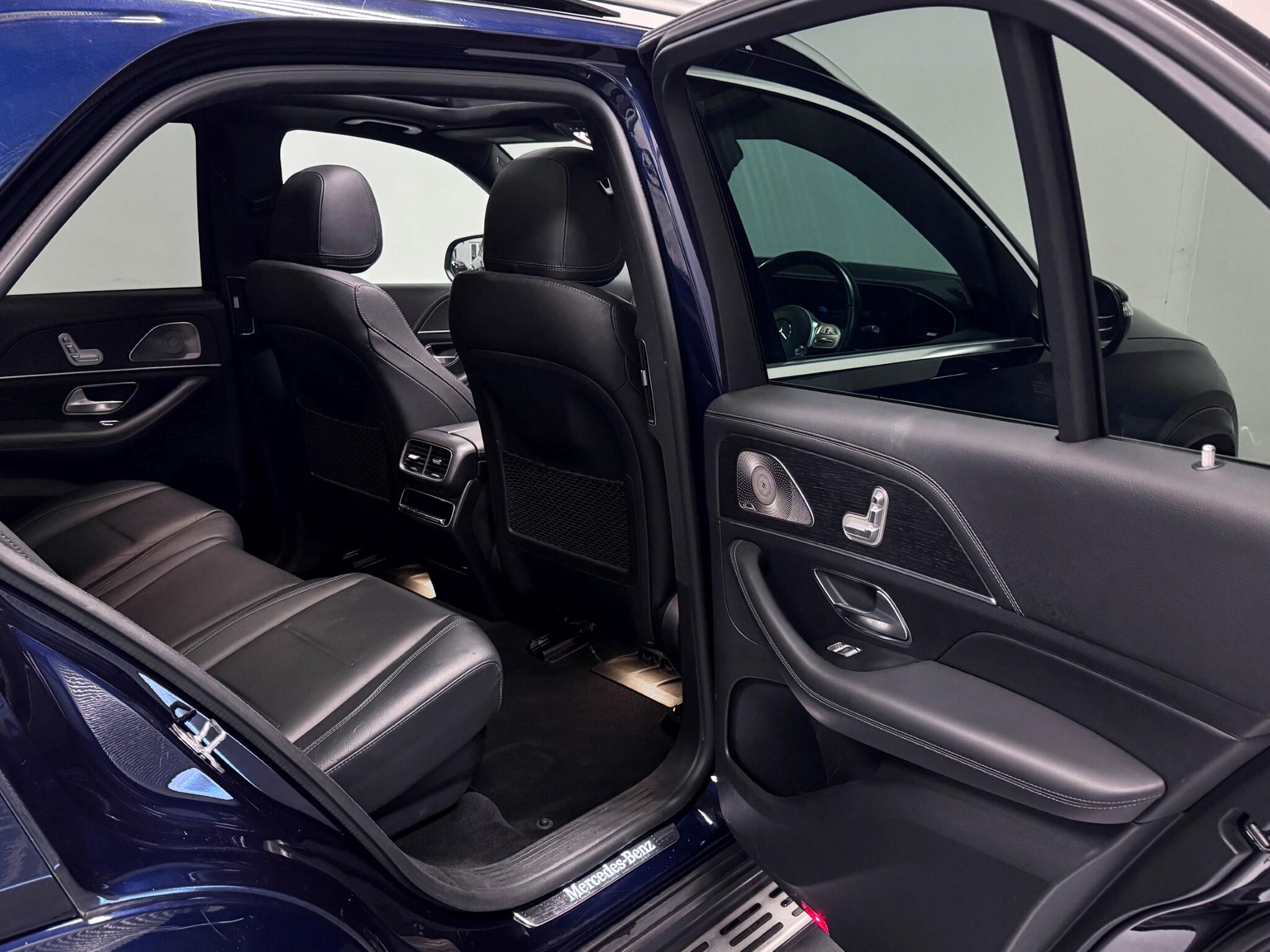 Mercedes-Benz GLE view 13