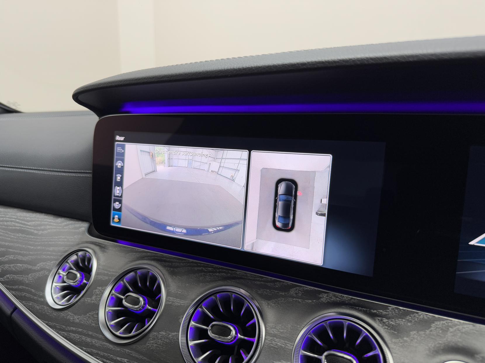 Mercedes-Benz CLS view 27